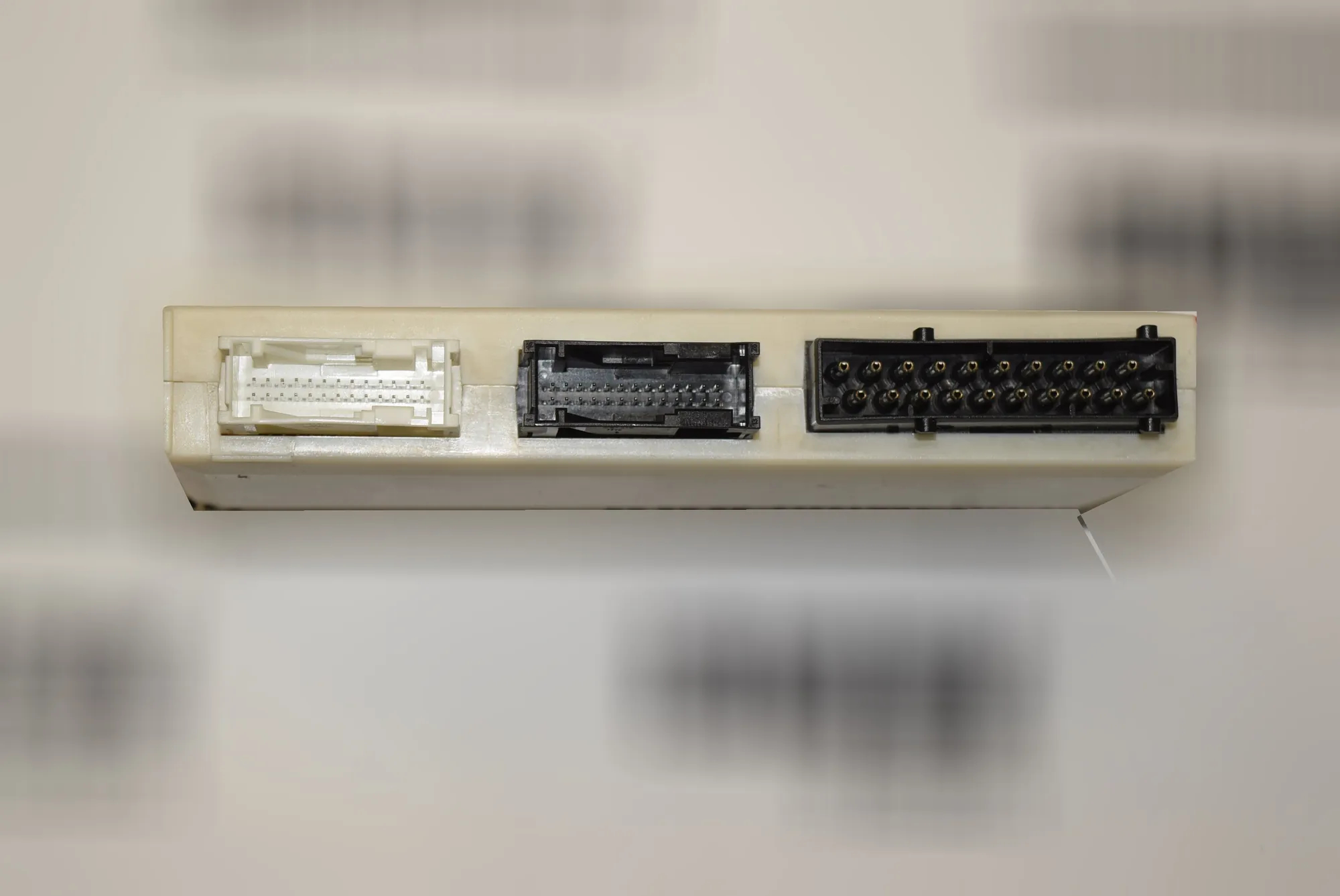 Comfort Control Unit – OEM 6913520 · BMW 5 (E39) 525 d 2003 – 5