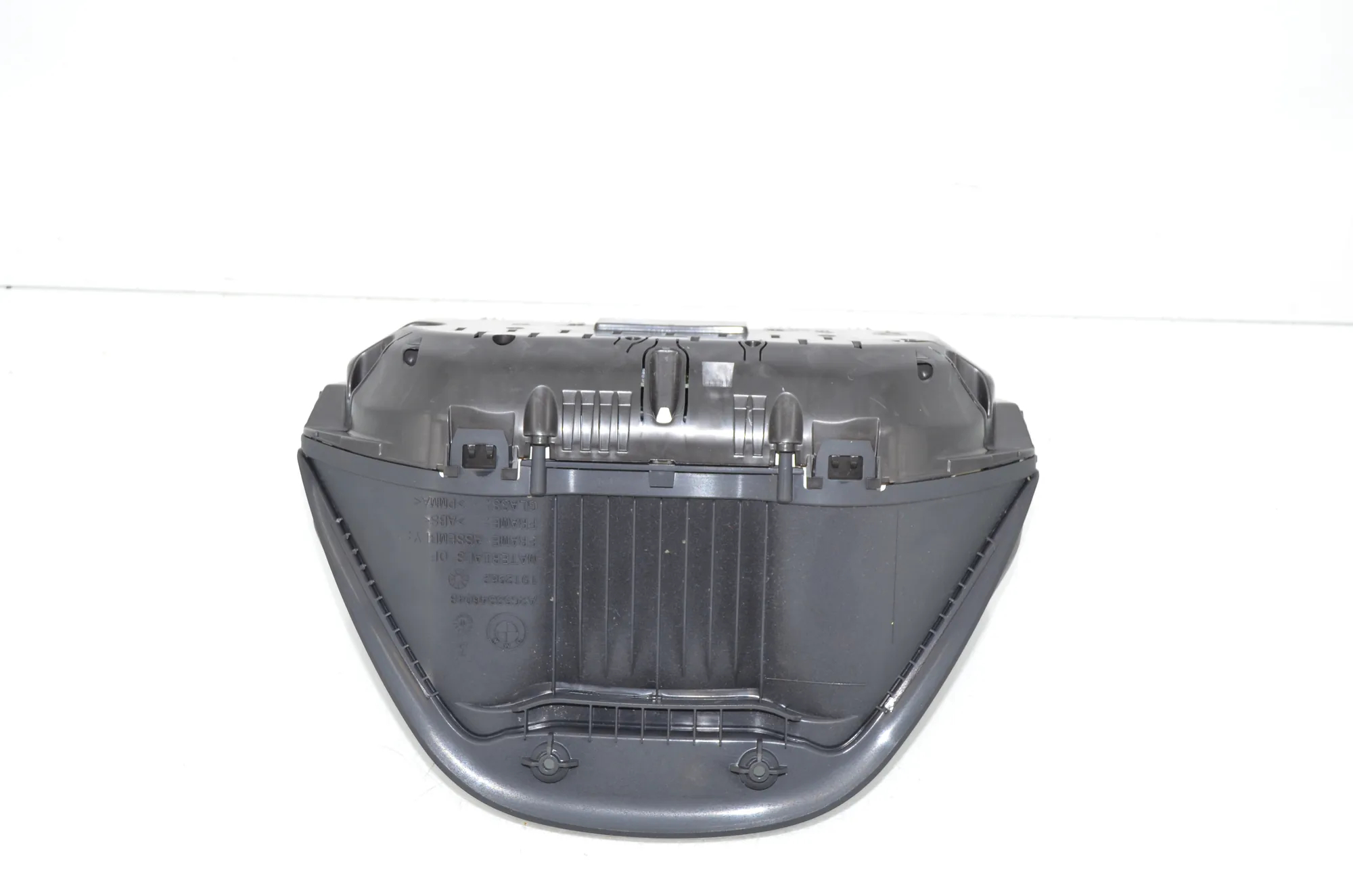 Instrument Cluster Speedometer – OEM 9295445 · BMW X1 (F48) xDrive 18 d 2016 – 3