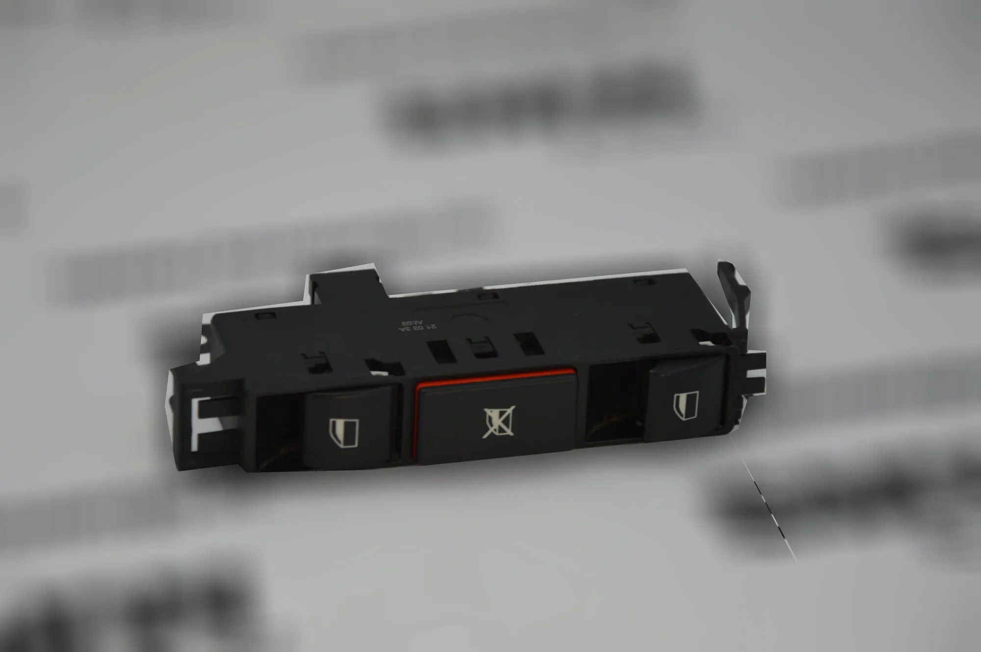 Front Left Door Window Switch – OEM 6902184 · BMW 3 (E46) BMW 3 (E46) 2003