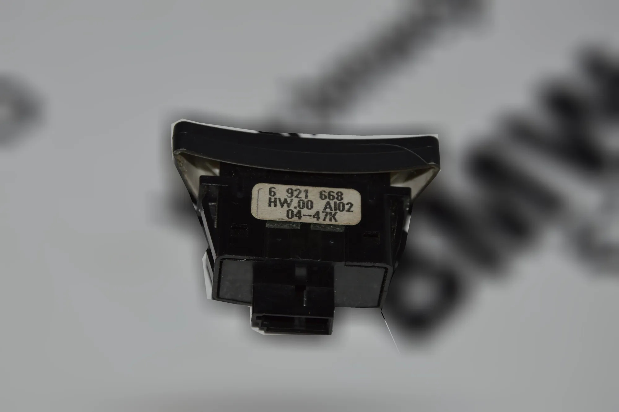 Other Control Units – OEM 6921668 · BMW 5 (E60) BMW 5 (E60) 2004 – 6
