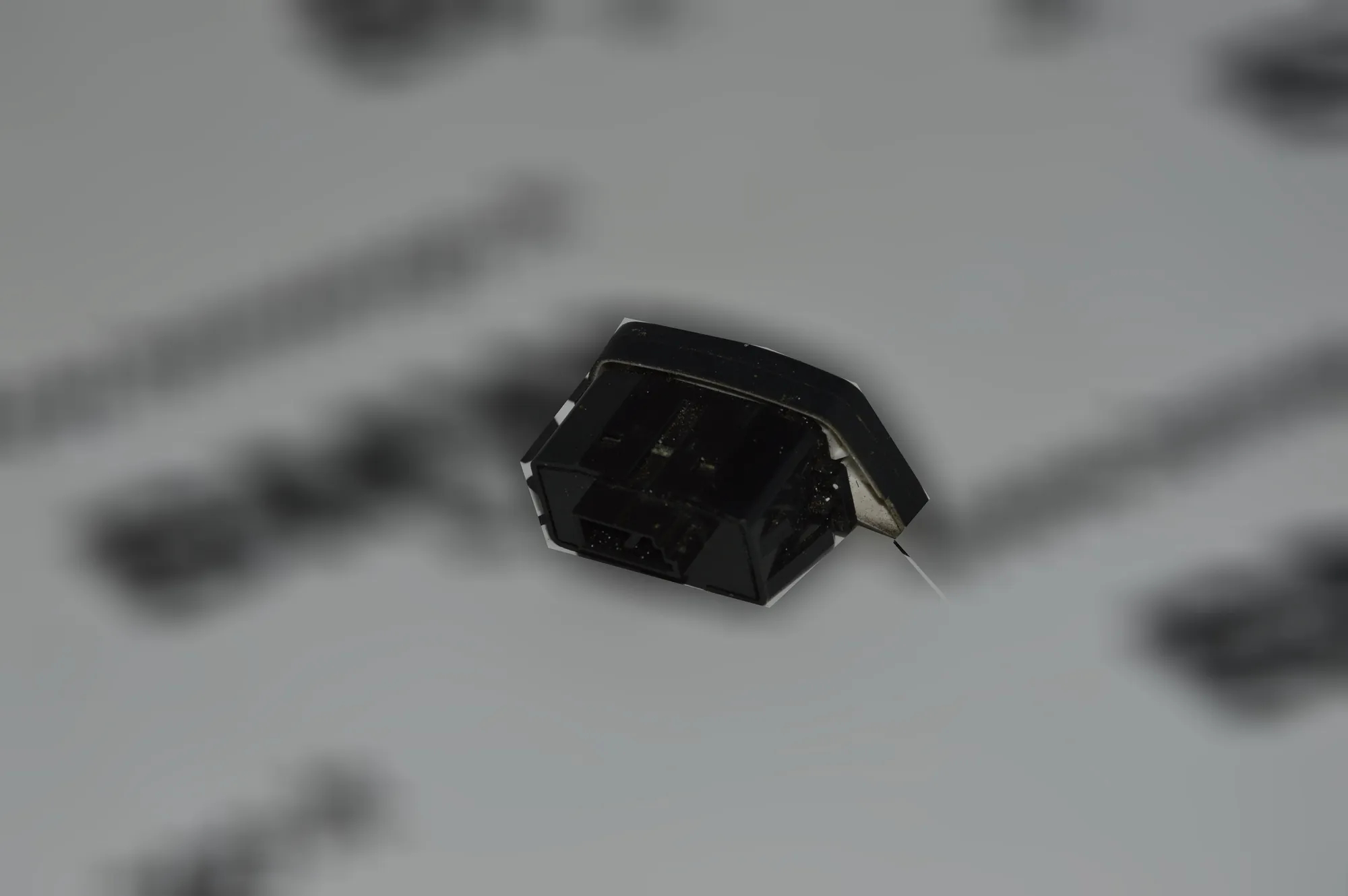 Other Control Units – OEM 6921668 · BMW 5 (E60) BMW 5 (E60) 2004 – 5