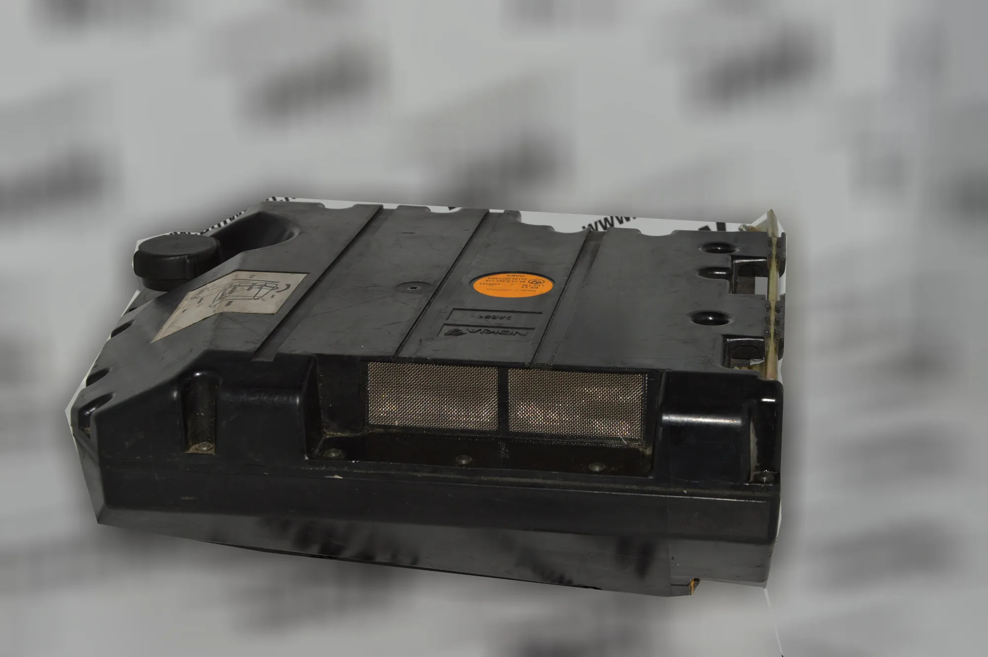 Subwoofer – OEM 8362176 · BMW 5 Touring (E39) BMW 5 Touring (E39) 2003 – 6