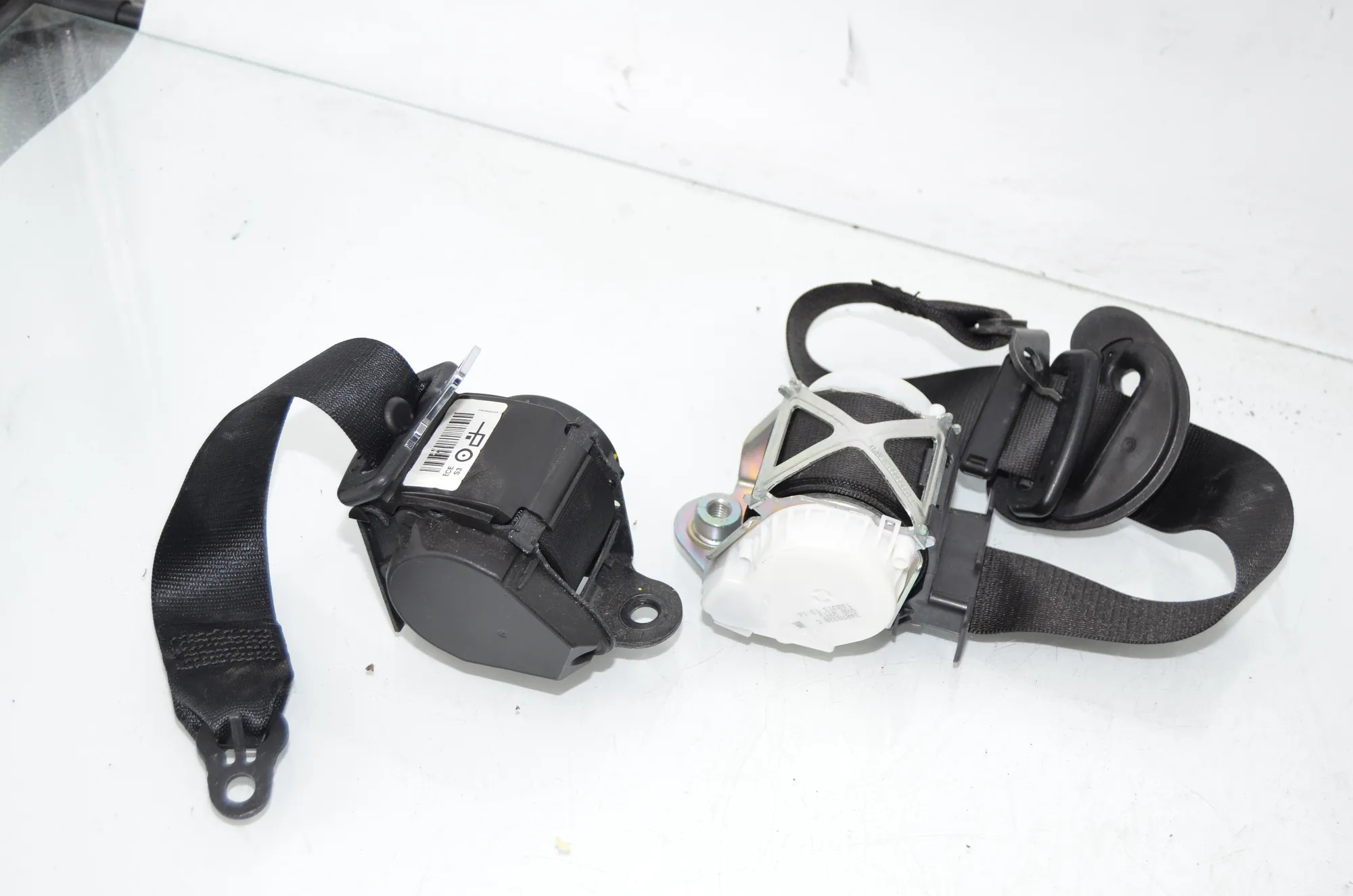 Rear Right Seatbelt – OEM 7243309 · BMW 3 Touring (F31) 330 d 2013 – 2