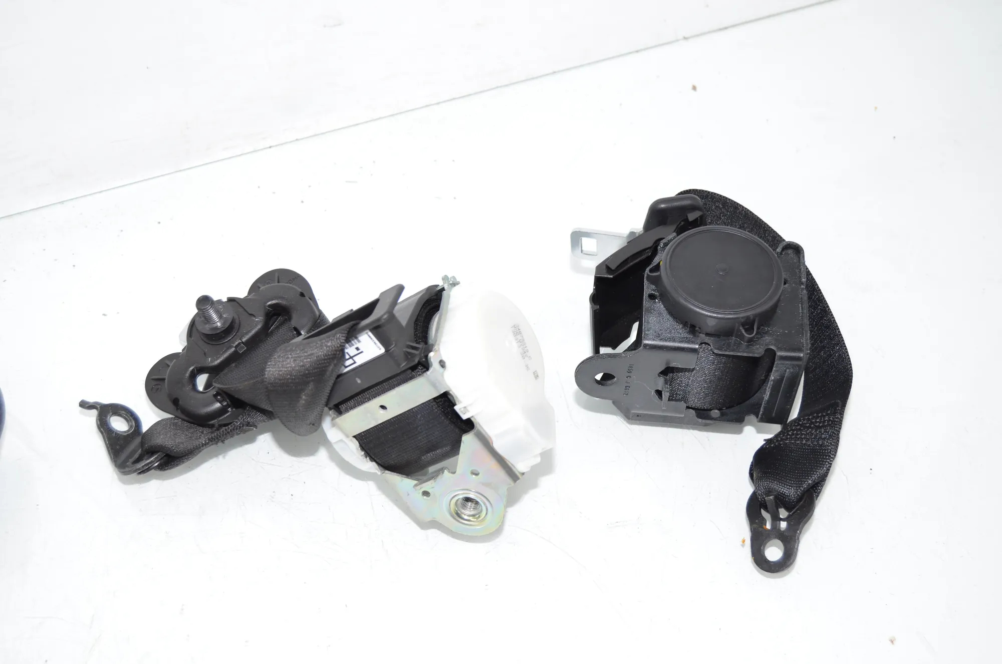 Rear Right Seatbelt – OEM 7243309 · BMW 3 Touring (F31) 330 d 2013 – 4