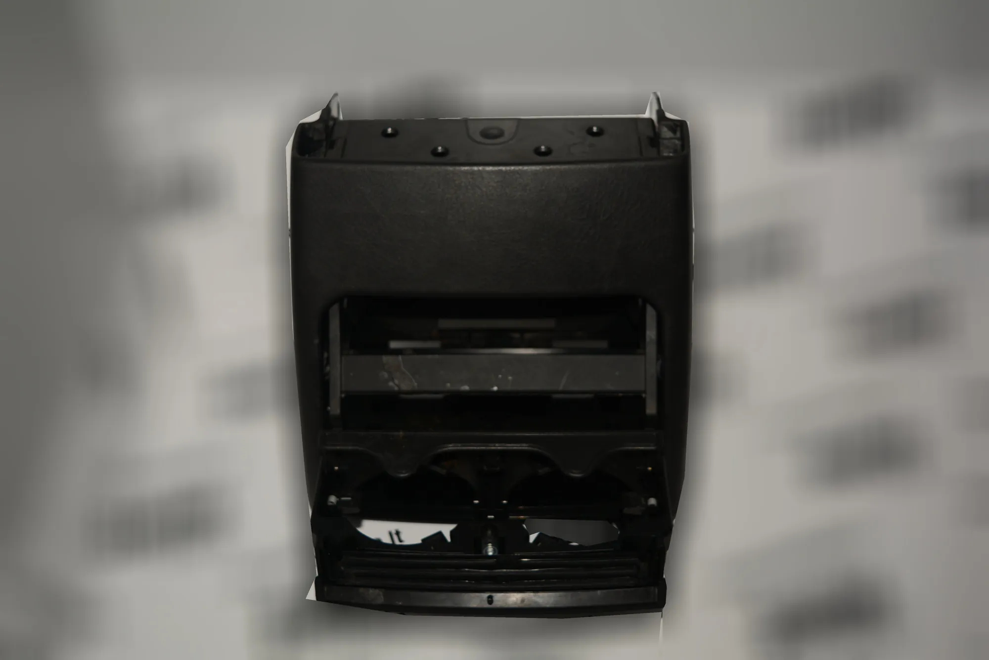 Cup Holder – OEM 7077955 · BMW X5 (E53) 3.0 d 2005 – 2