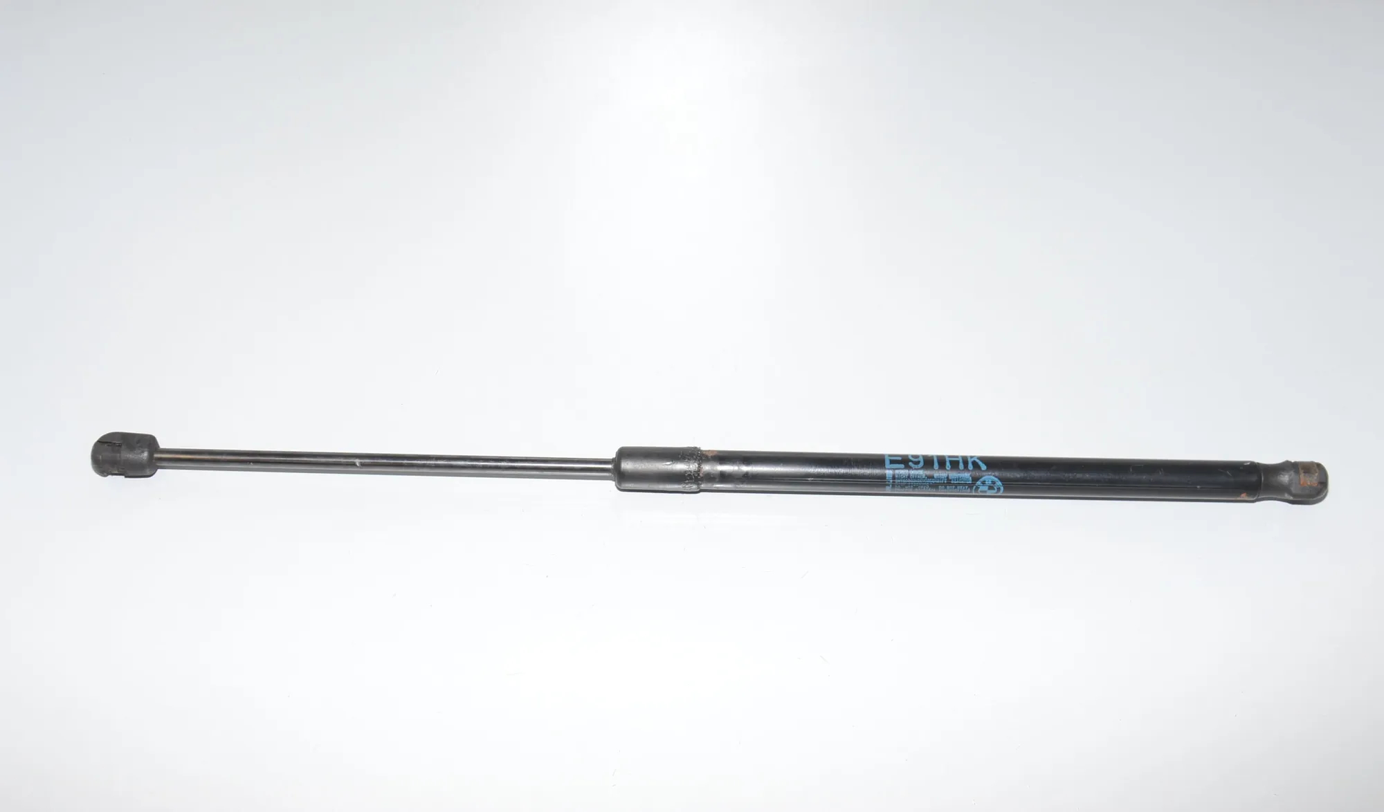 Left Side Tailgate Gas Strut – OEM 7127875 · BMW 3 Touring (E91) BMW 3 Touring (E91) 316 i 2005