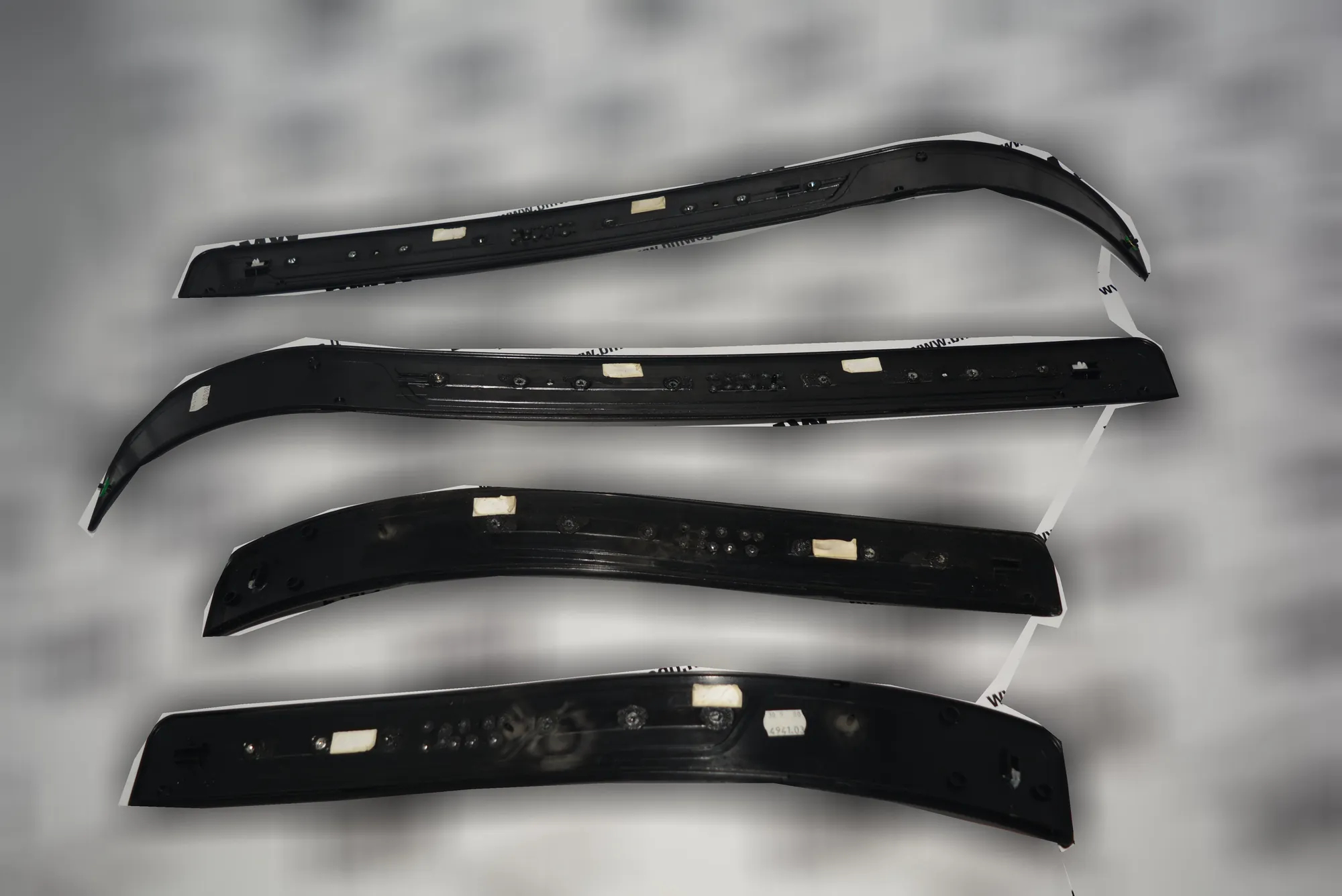 Door Sill Trim Kit – OEM 8220219822022082202288220231 · BMW 7 (E38) 740 i, iL 2000 – 2