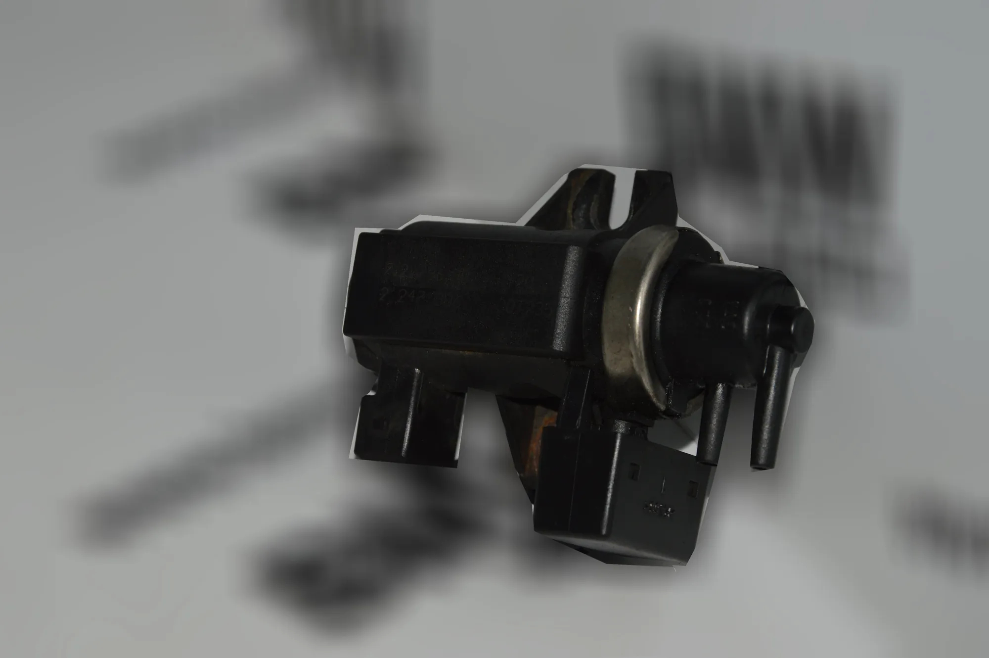 Solenoid Valve – OEM 2247906 · BMW 5 Touring (E39) 530 d 2000 – 4