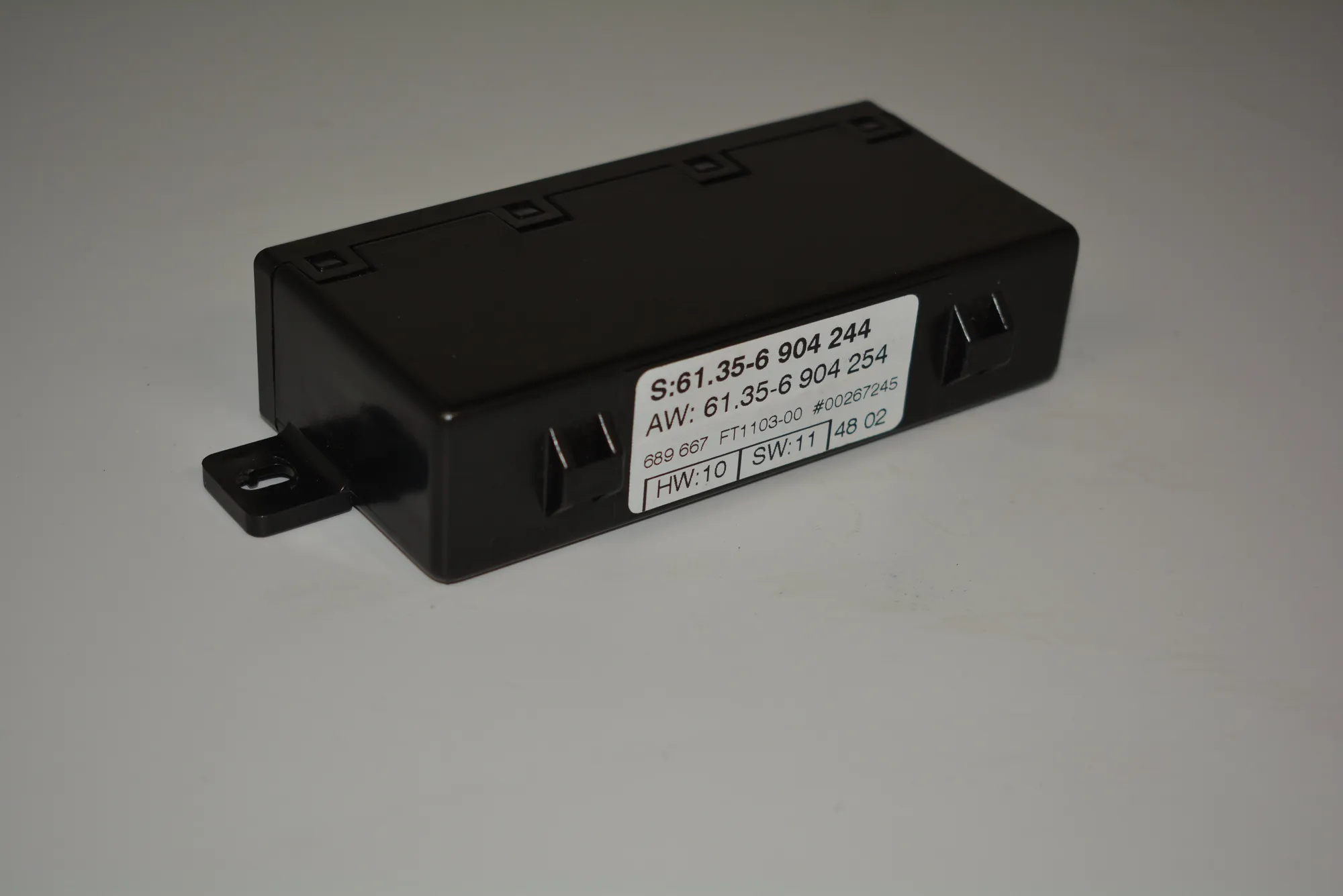 Front Left Door Control Unit – OEM 6904244 · BMW 5 (E39) 530 d 2003 – 4