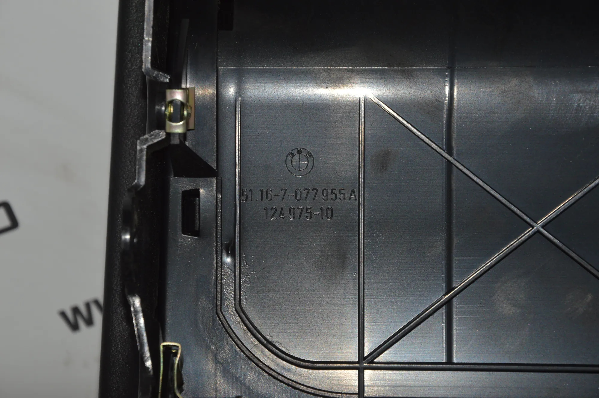 Cup Holder – OEM 7077955 · BMW X5 (E53) 3.0 d 2004 – 2