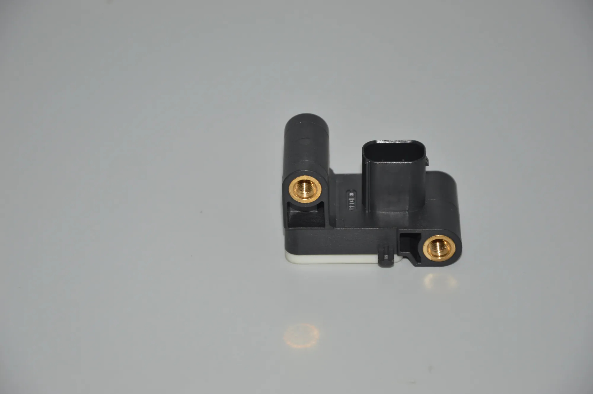 Front Left Impact Sensor – OEM 6911003 · BMW 3 (E90) 330 i 2005