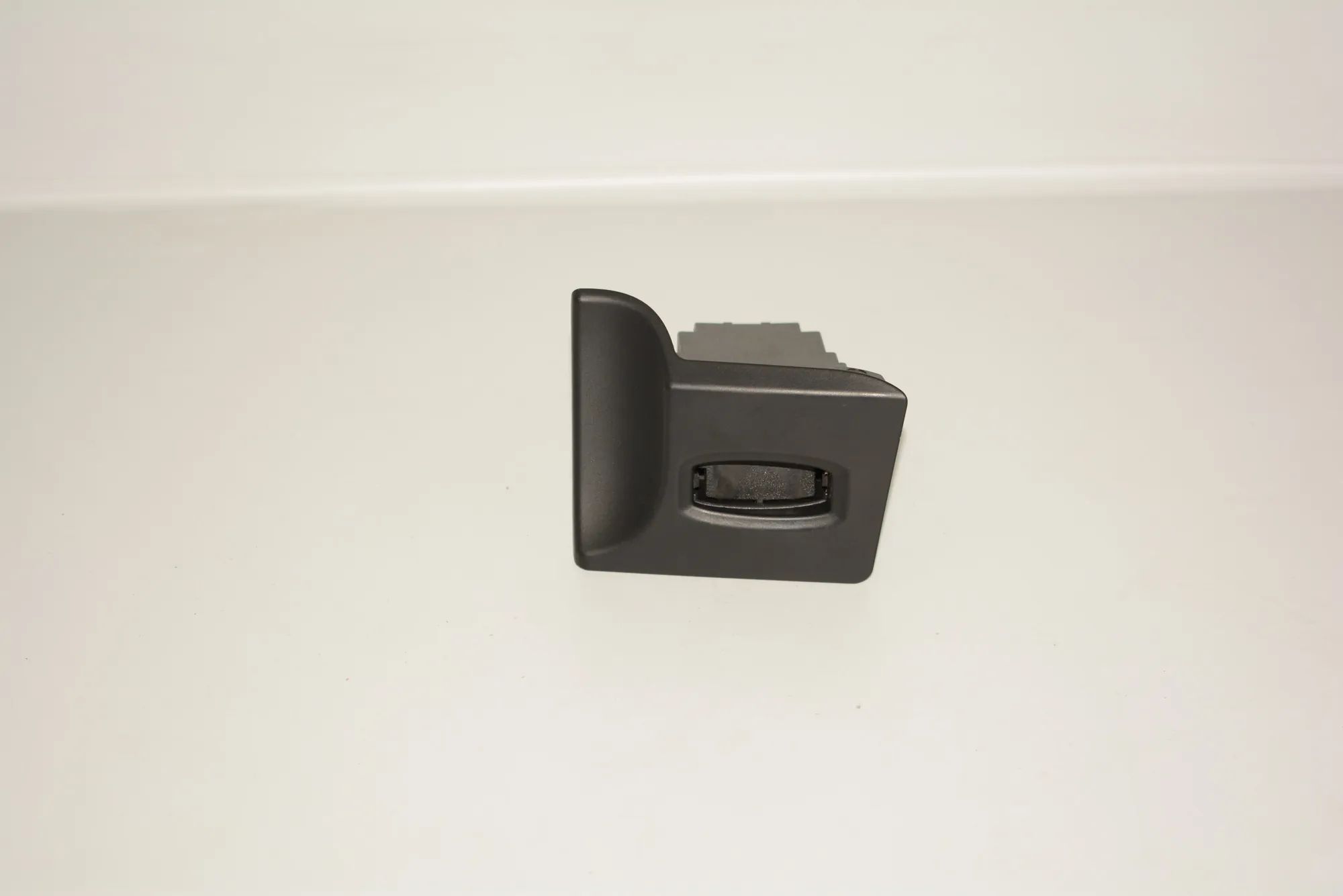 Ignition Lock – OEM 6954720 · BMW 3 (E90) 330 i 2005