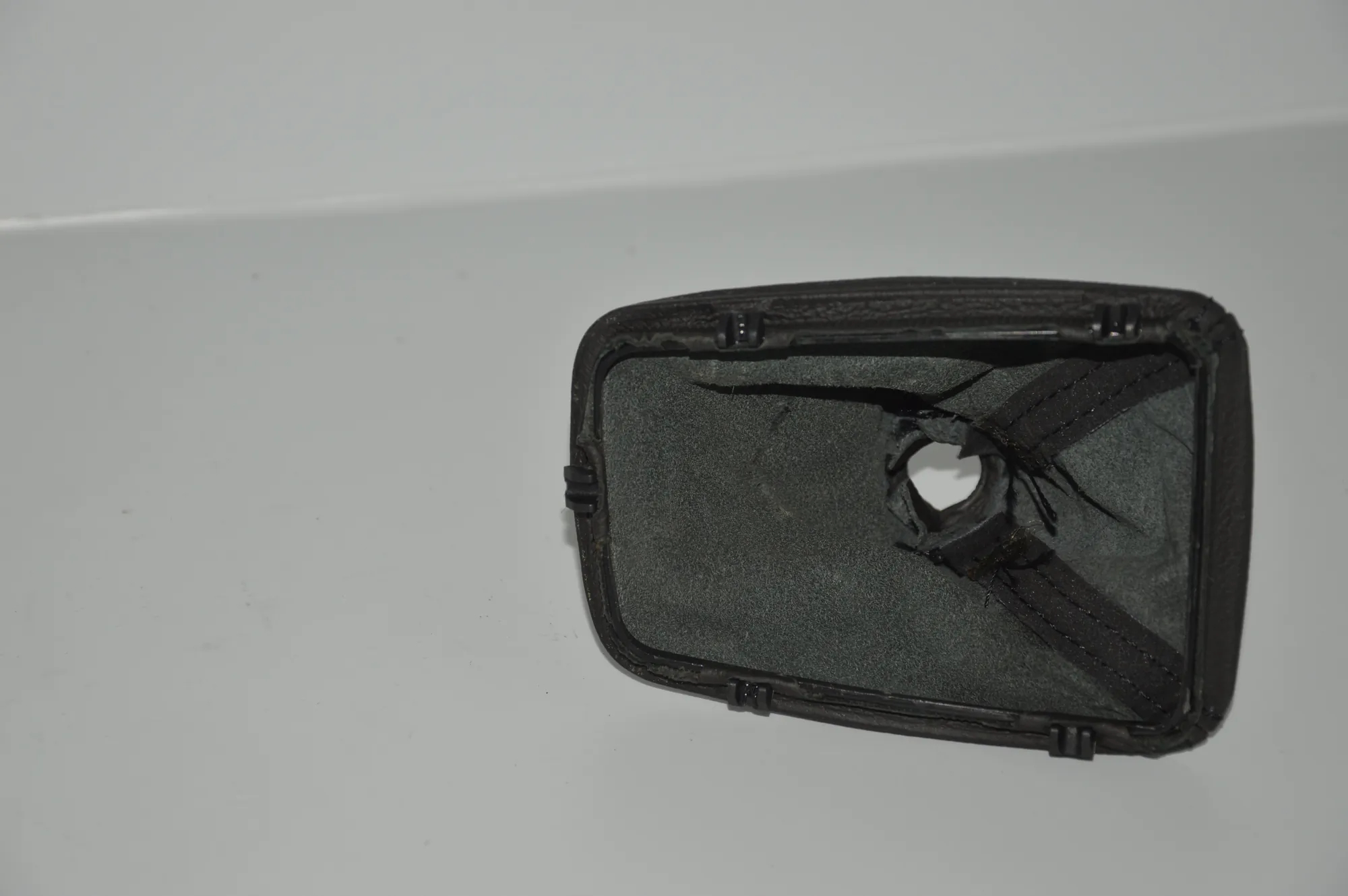 Handbrake Handle – OEM 7548042 · BMW 3 (E90) 330 i 2005 – 4