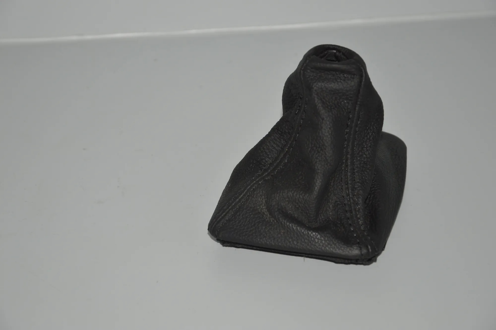 Handbrake Handle – OEM 7548042 · BMW 3 (E90) 330 i 2005