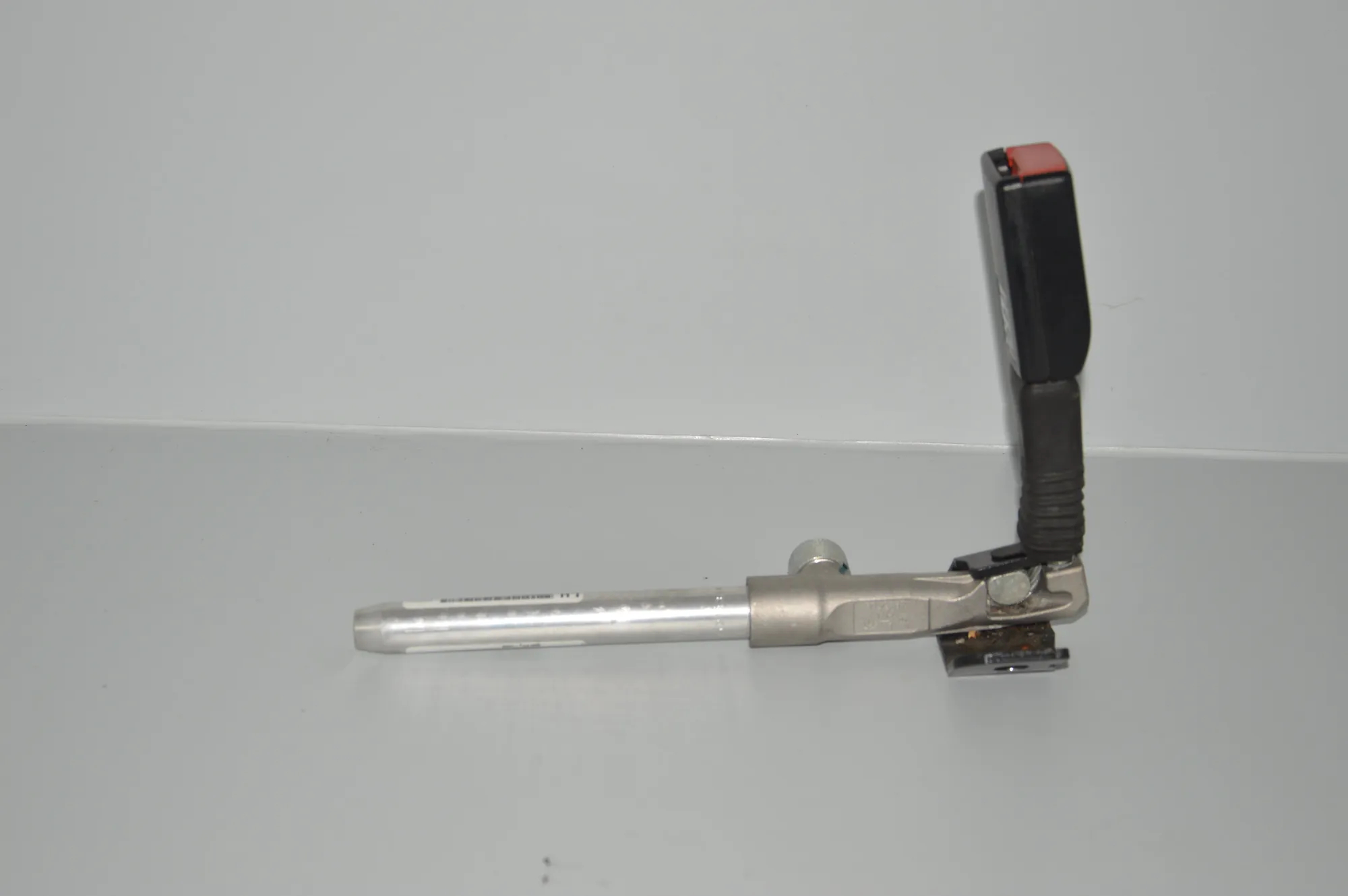 Rear Left Seat Buckle – OEM 3052787 · BMW 3 (E90) 330 i 2005 – 2