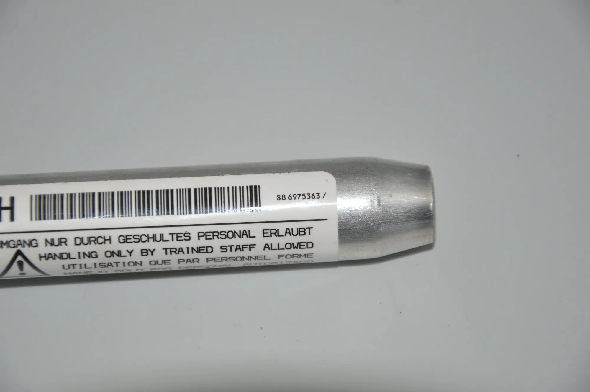 Rear Left Seat Buckle – OEM 3052787 · BMW 3 (E90) 330 i 2005 – 4
