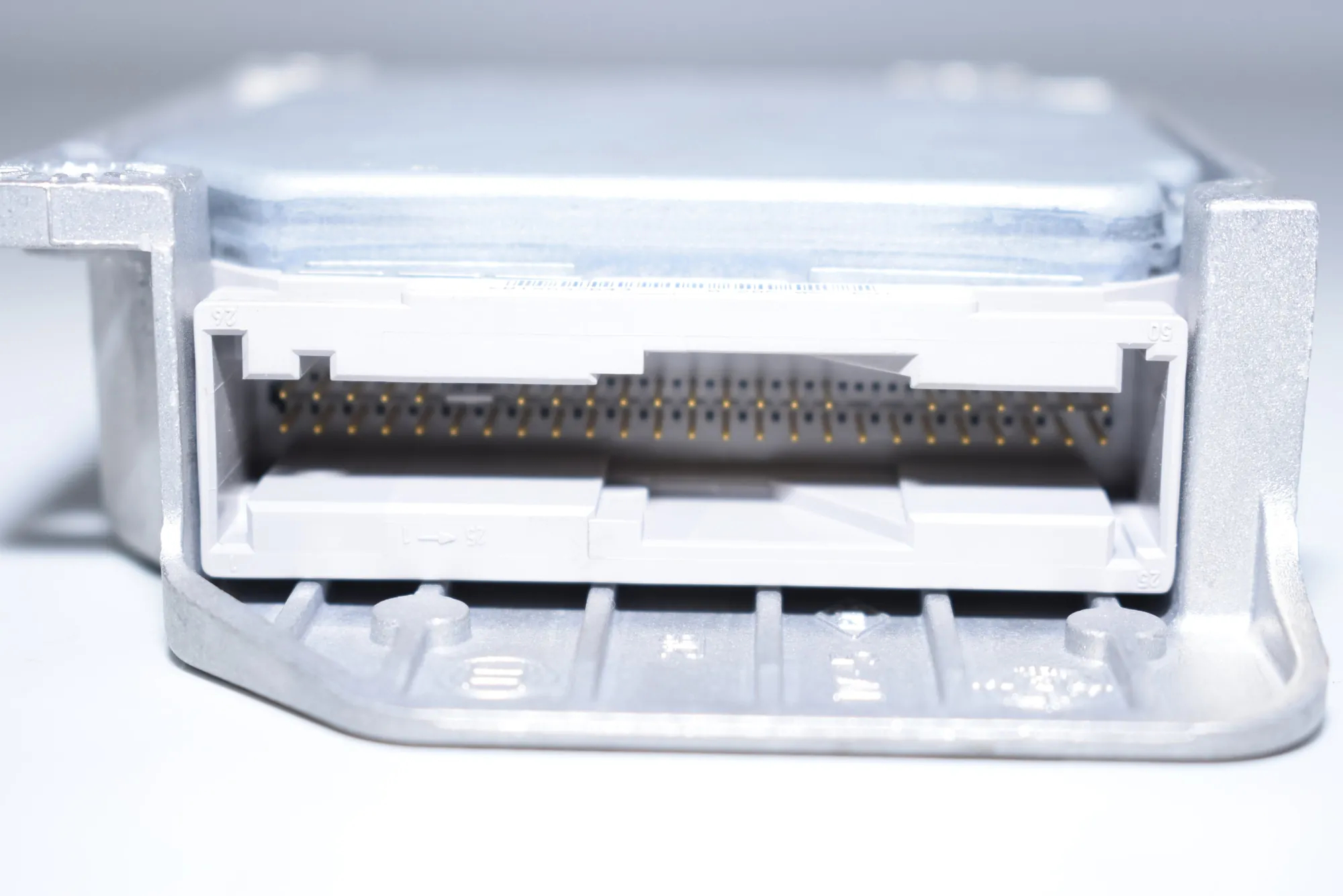 SRS Control Unit – OEM 6933238 · BMW X5 (E53) 4.4 i 2004 – 5