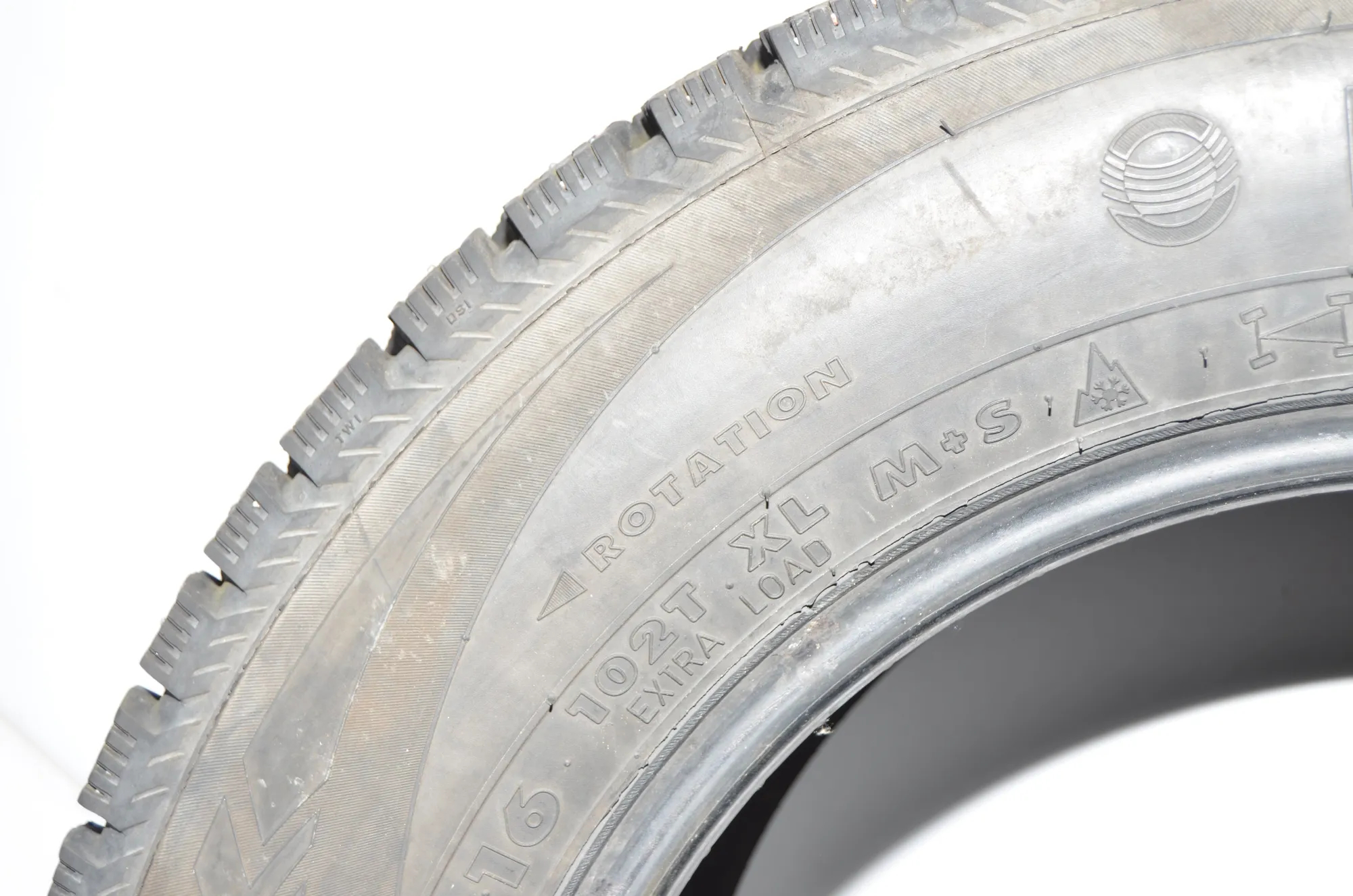 Tire · BMW 3 (E46) BMW 3 (E46) 2005 – 8