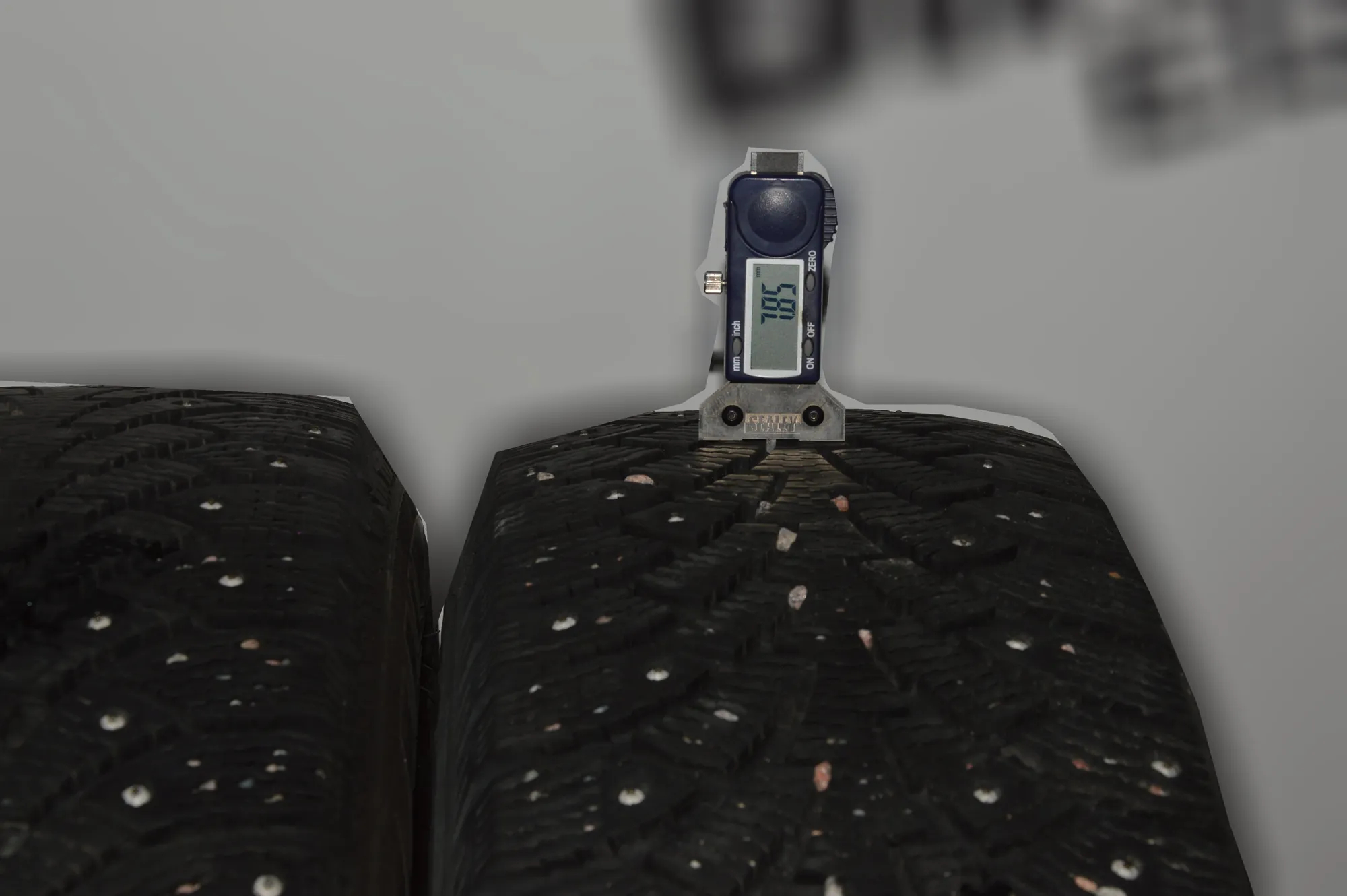 Tire · BMW 3 (E46) BMW 3 (E46) 2005 – 4