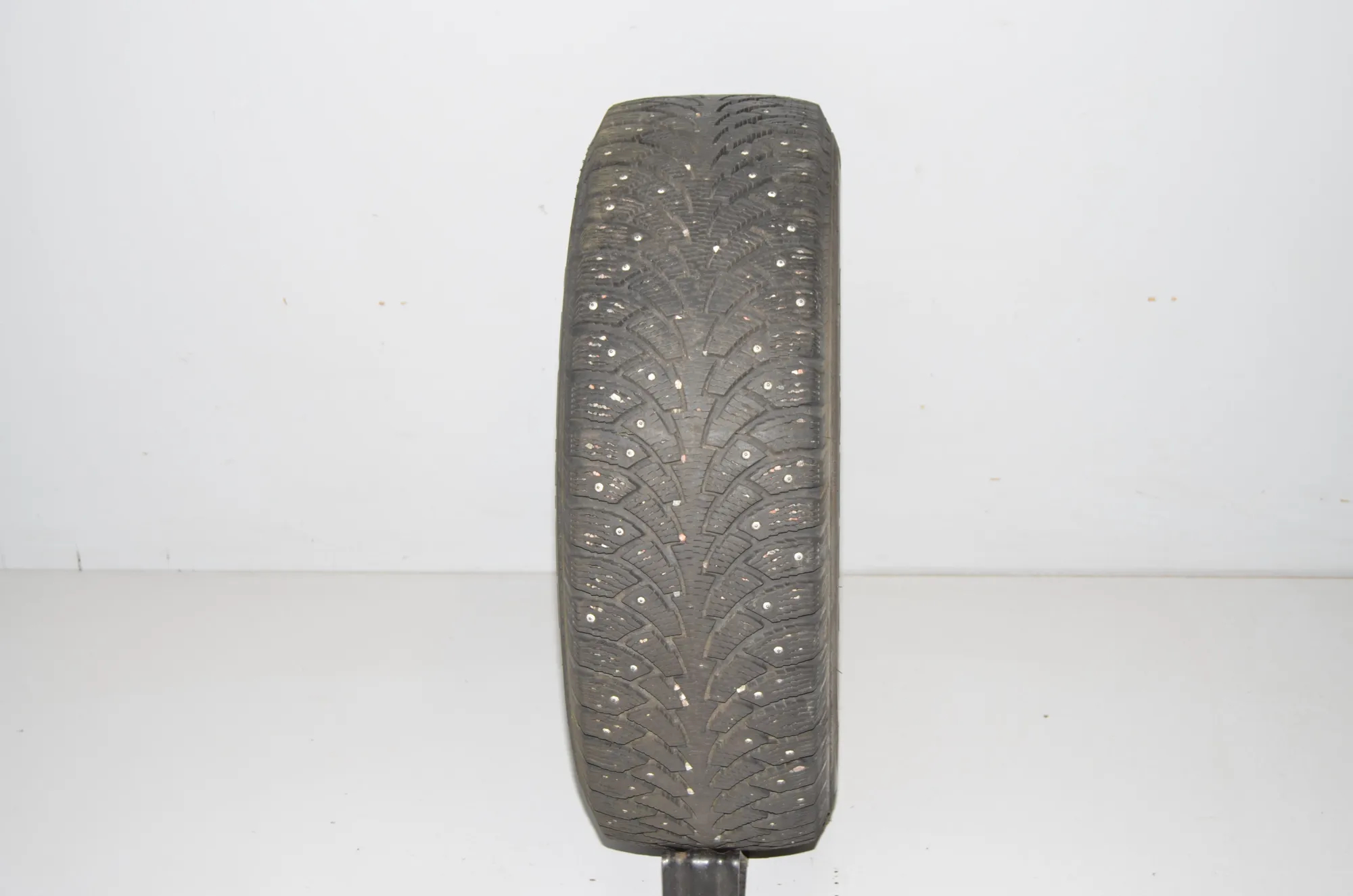 Tire · BMW 3 (E46) BMW 3 (E46) 2005