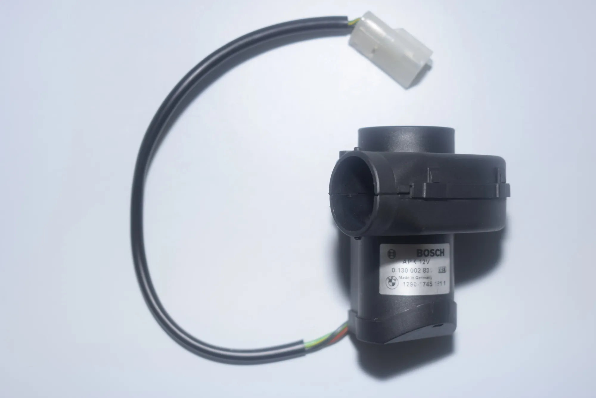 Other Control Units – OEM 0130002830 · BMW 5 (E39) 525 d 2002 – 2