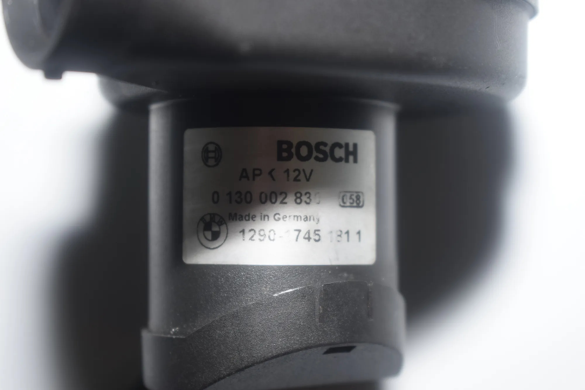 Other Control Units – OEM 0130002830 · BMW 5 (E39) 525 d 2002 – 6
