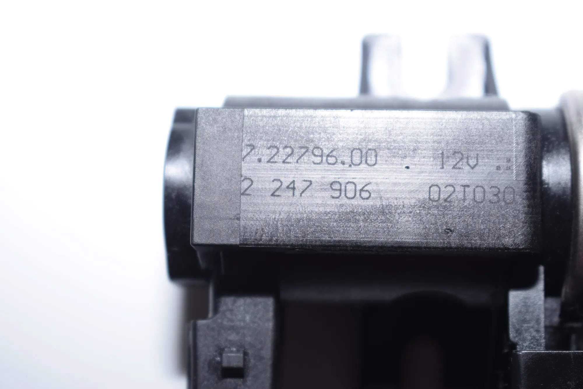 Solenoid Valve – OEM 2247906 · BMW 5 (E39) 525 d 2002 – 6