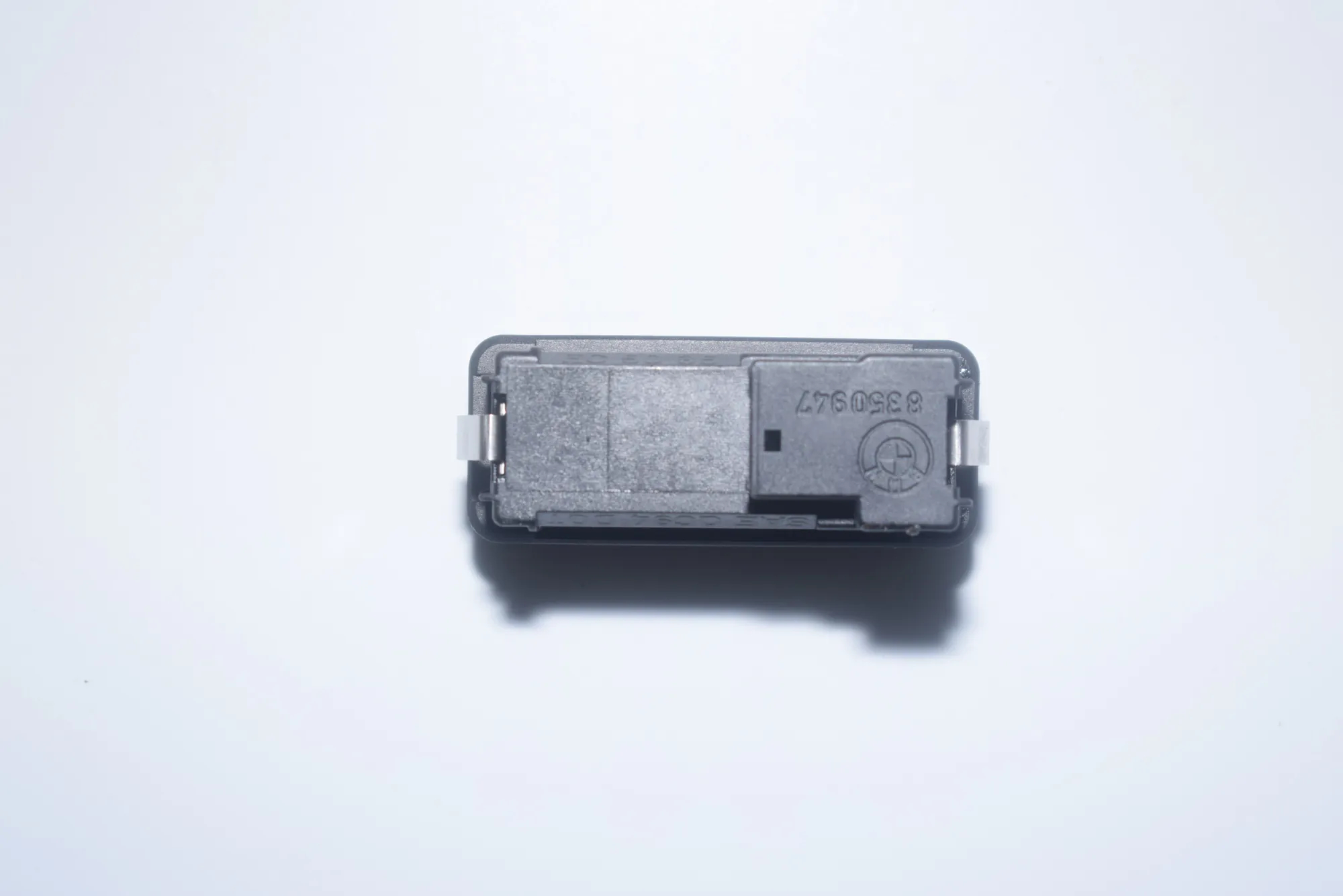Switches – OEM 8350947 · BMW 5 (E39) 525 d 2002 – 3