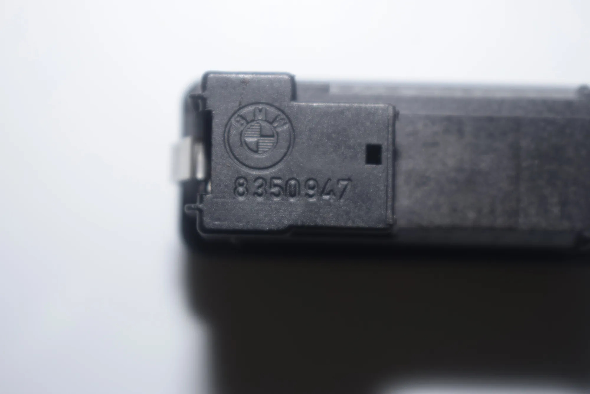 Switches – OEM 8350947 · BMW 5 (E39) 525 d 2002 – 8