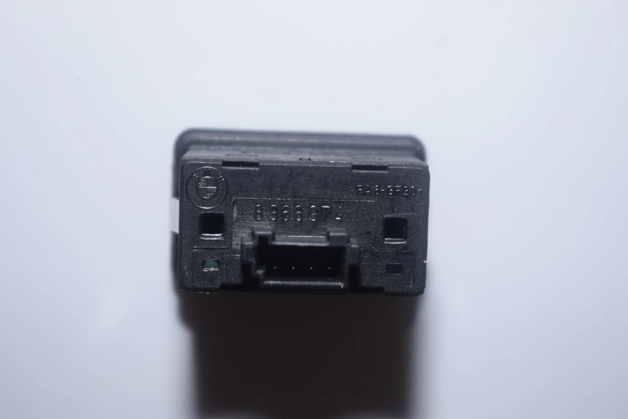 Rear Left Door Window Switch – OEM 8368974 · BMW 5 (E39) 525 d 2002 – 7
