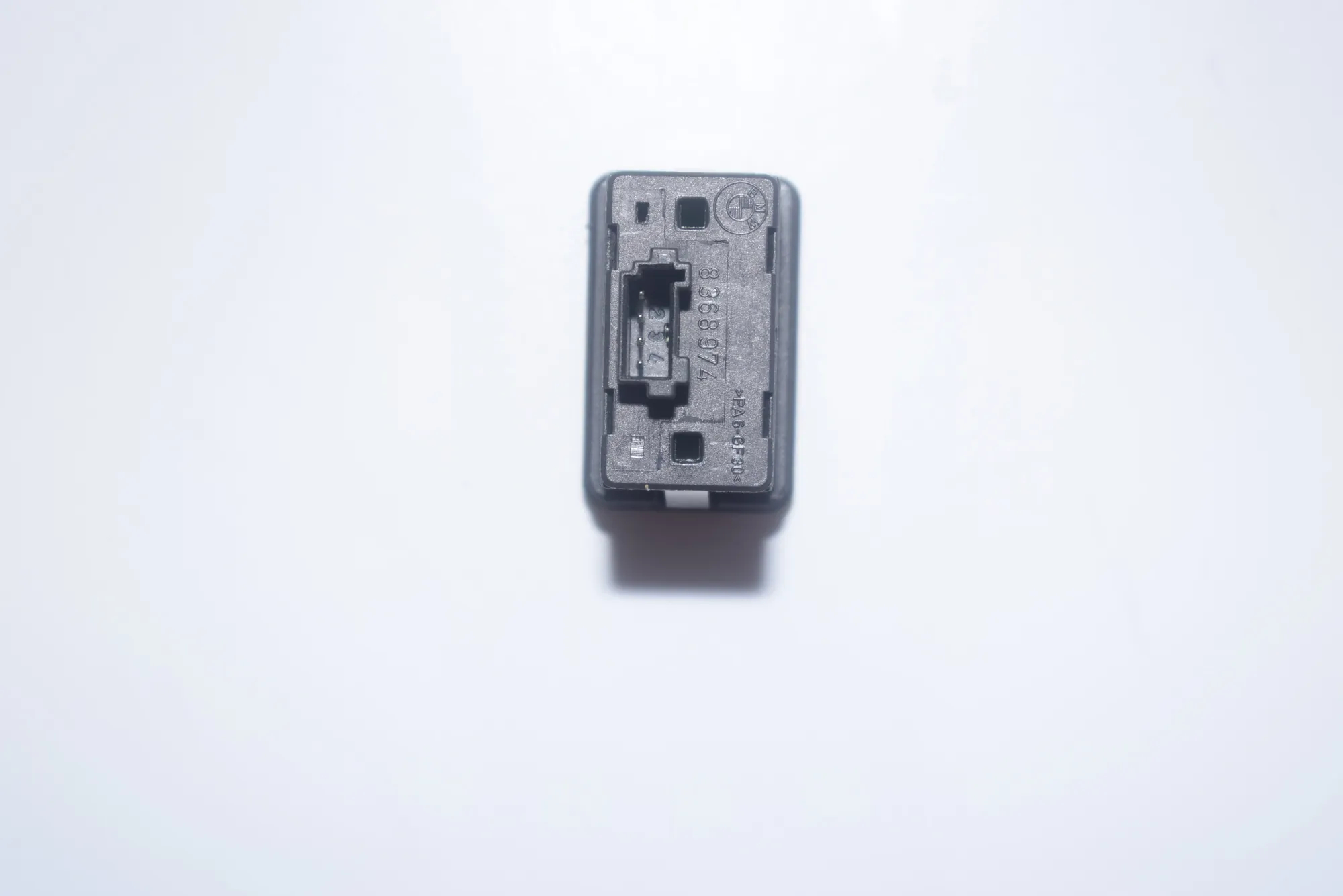 Rear Left Door Window Switch – OEM 8368974 · BMW 5 (E39) 525 d 2002 – 4