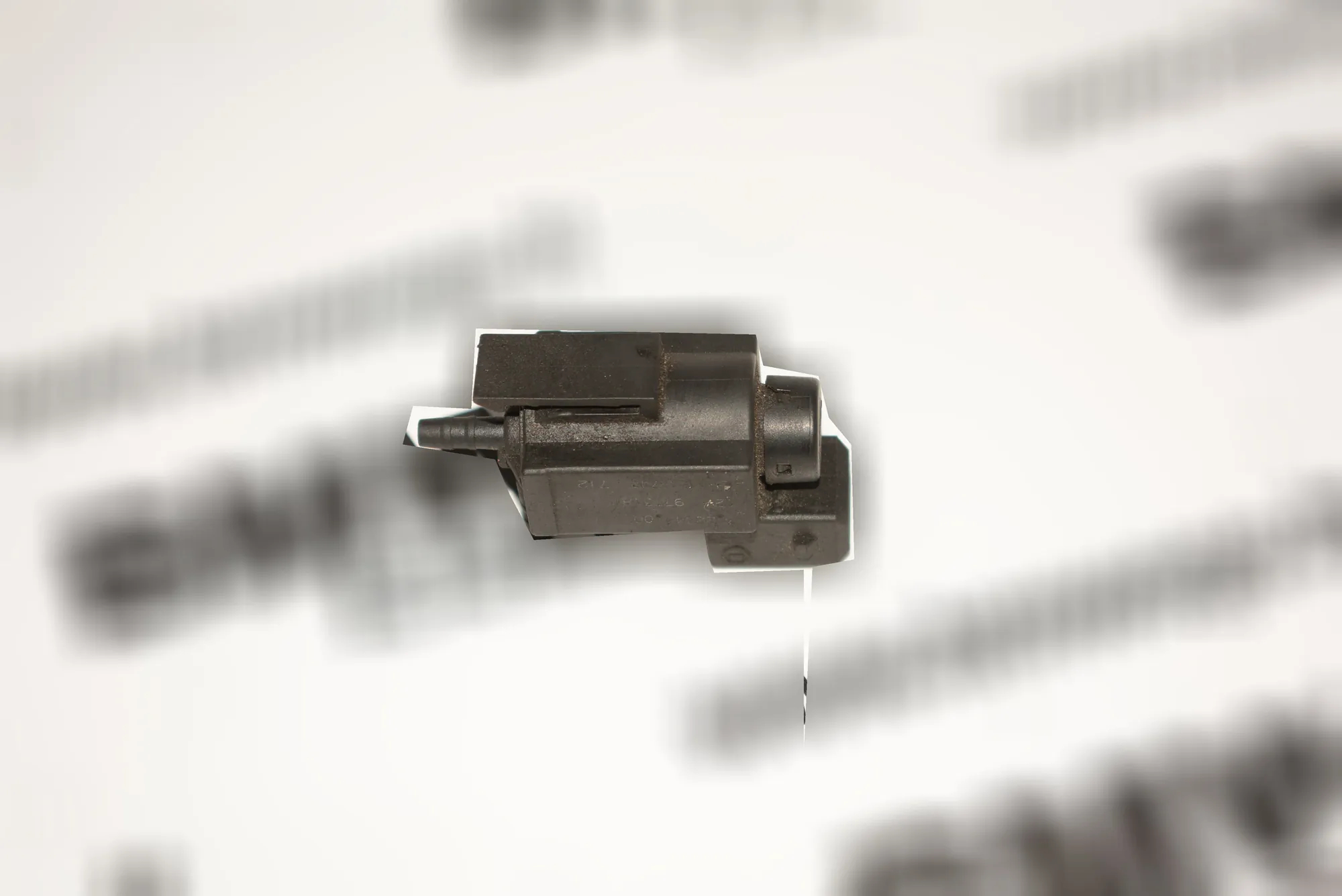 Solenoid Valve – OEM 1742712 · BMW 5 Touring (E39) 525 tds 1997 – 5