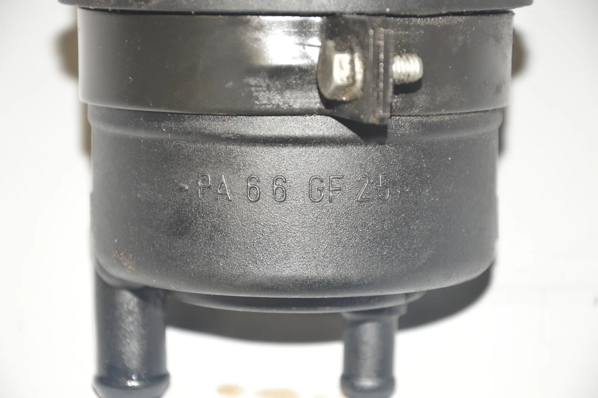 Power Steering Pump Tank – OEM NA · BMW 5 Touring (E39) 525 tds 1997 – 3
