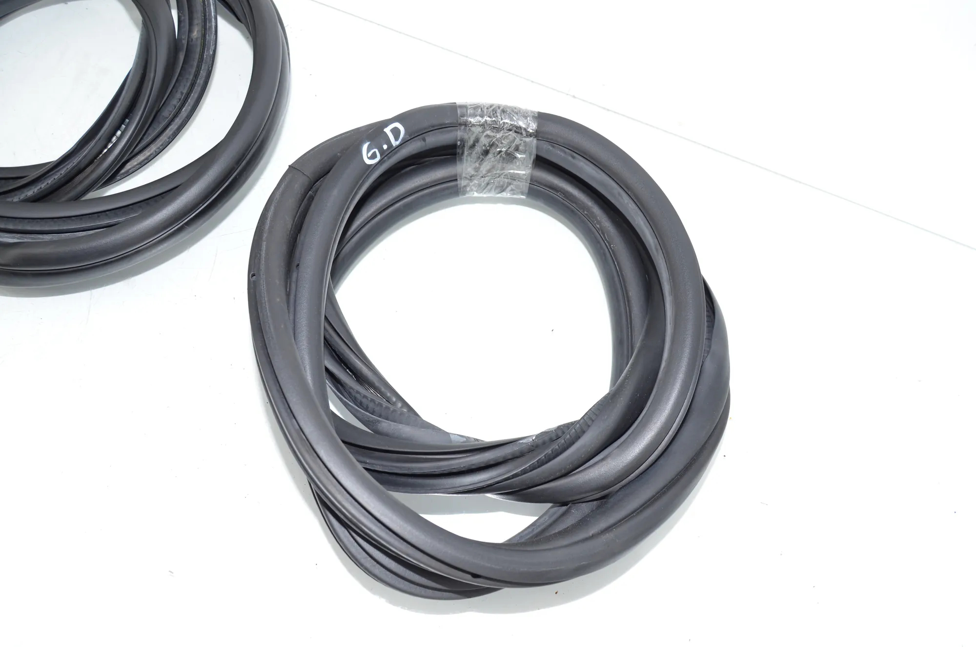 Front Right Door Seal Rubber – OEM 7258329 · BMW 3 Touring (F31) 330 d 2013 – 4