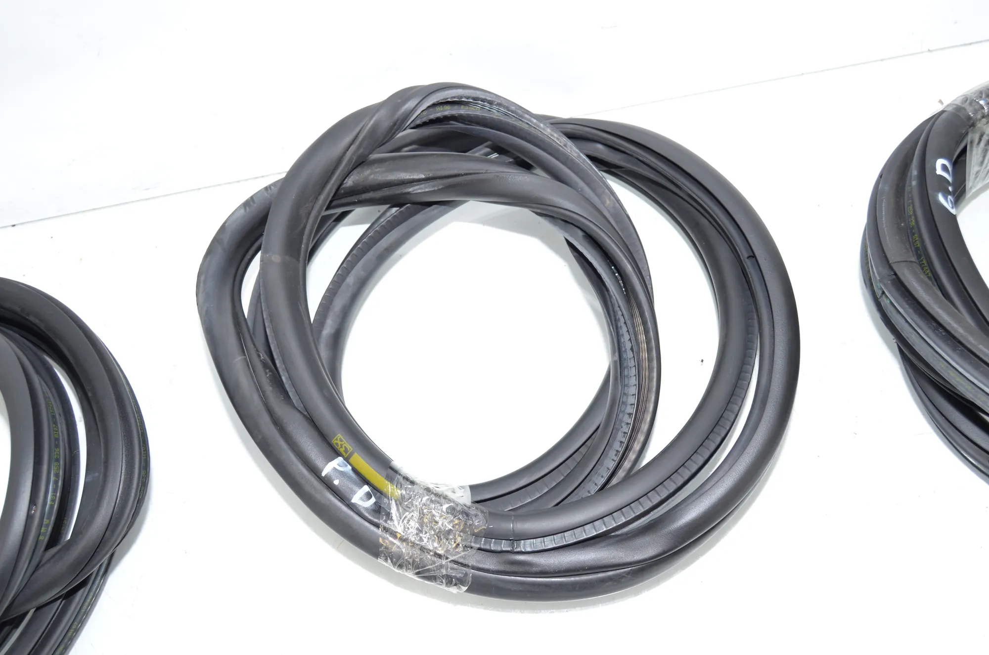 Front Right Door Seal Rubber – OEM 7258329 · BMW 3 Touring (F31) 330 d 2013 – 3