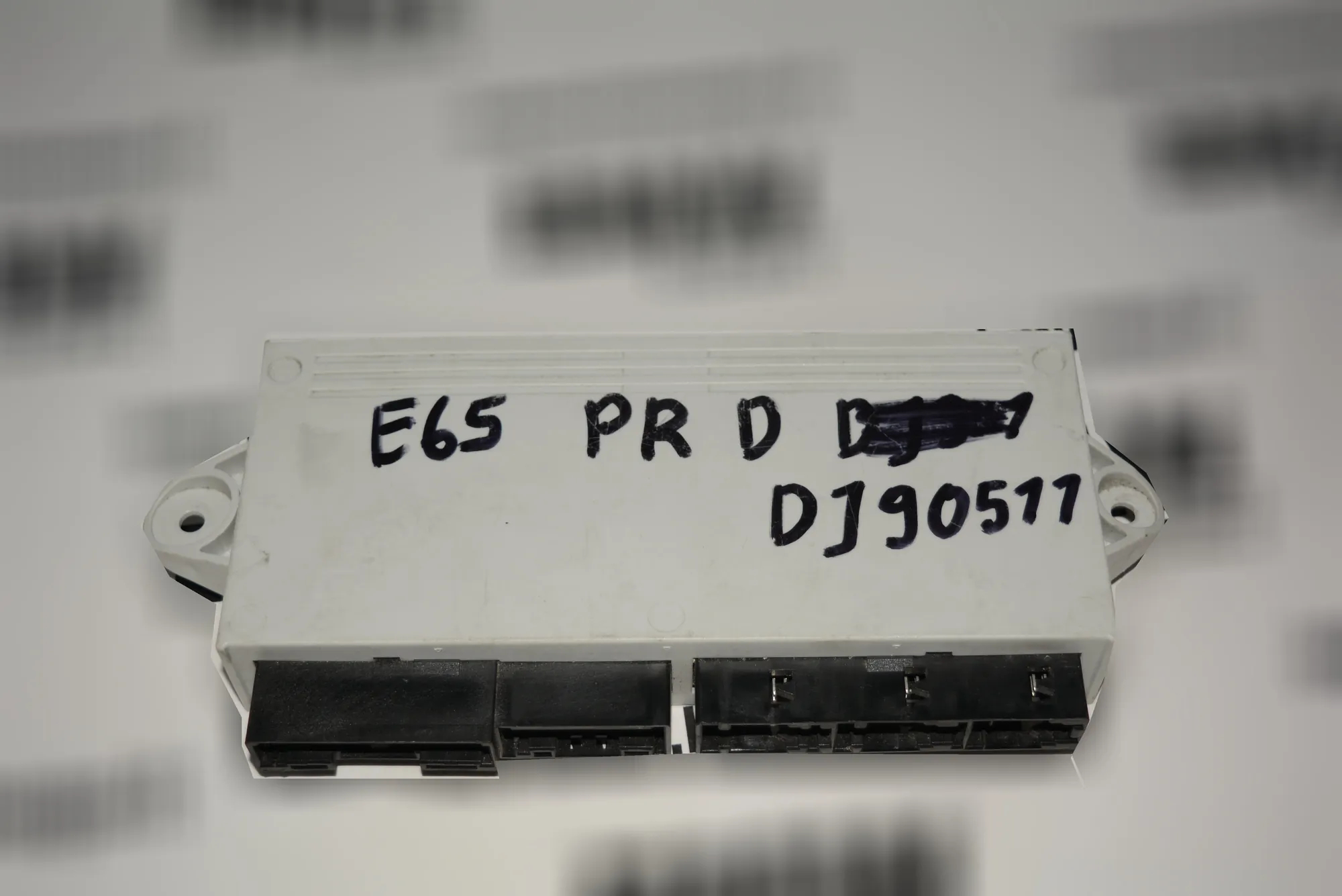 Front Right Door Control Unit – OEM 6921981 · BMW 7 (E65, E66, E67) BMW 7 (E65, E66, E67) 745 i 2002 – 2