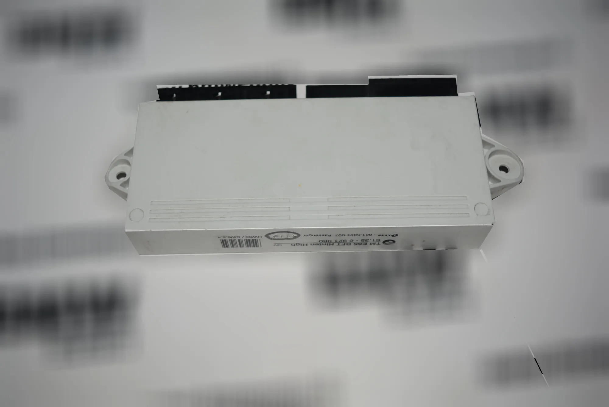 Rear Left Door Control Unit – OEM 6921980 · BMW 7 (E65, E66, E67) BMW 7 (E65, E66, E67) 745 i 2002 – 3