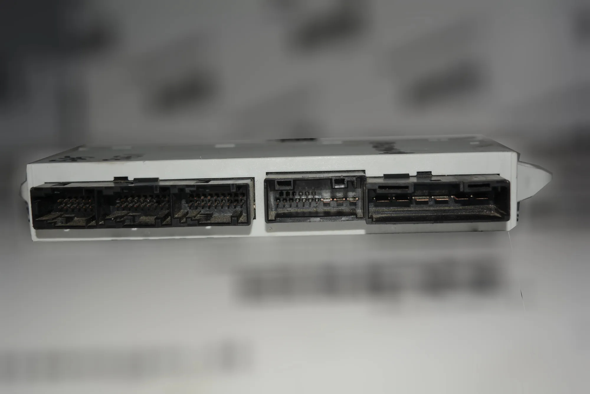 Rear Right Door Control Unit – OEM 6922263 · BMW 7 (E65, E66, E67) BMW 7 (E65, E66, E67) 745 i 2002 – 2