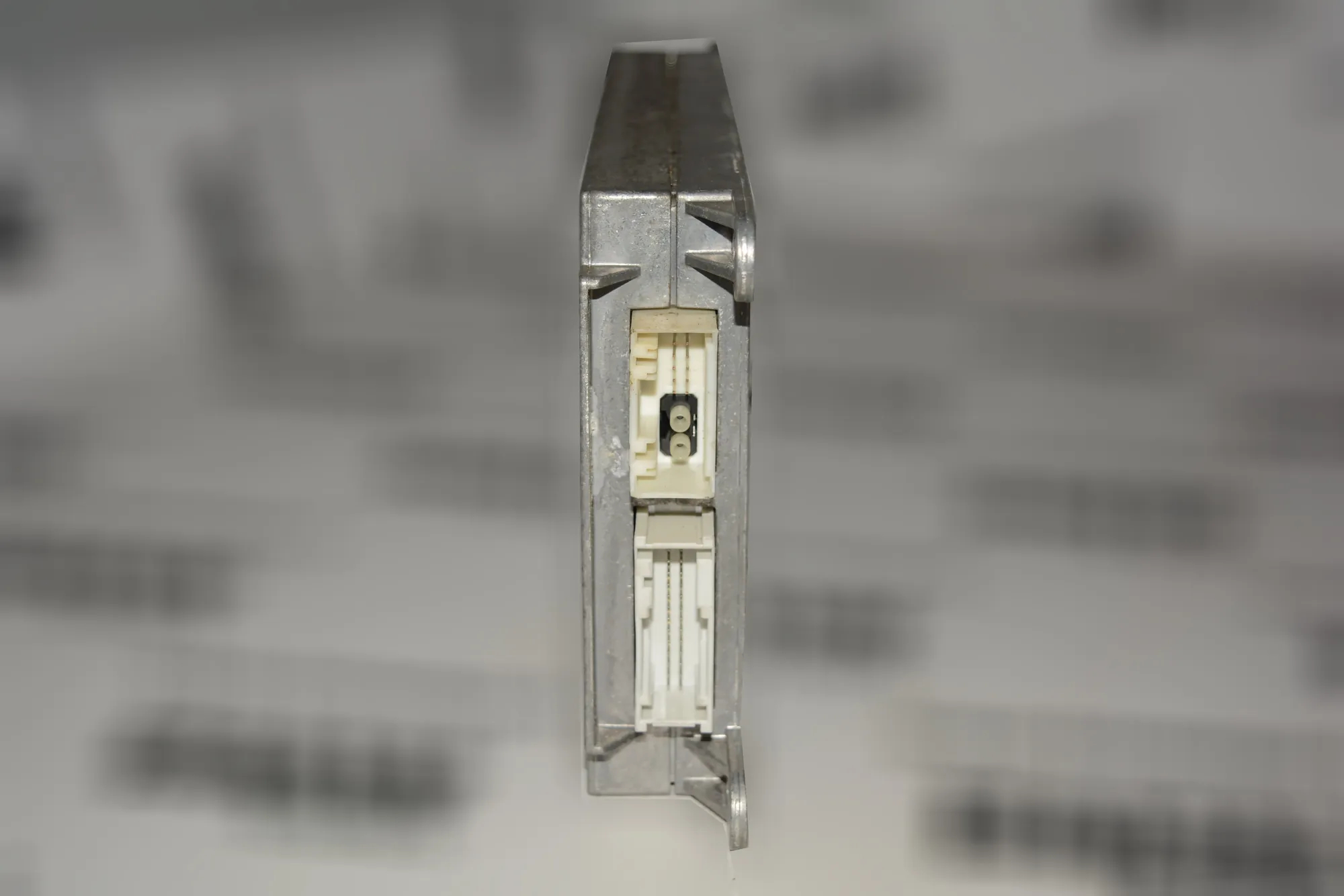Other Control Units – OEM 6926472 · BMW 7 (E65, E66, E67) BMW 7 (E65, E66, E67) 745 i 2002 – 2