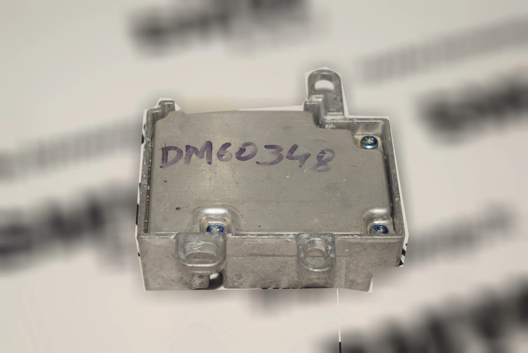 SRS Control Unit – OEM 6920469 · BMW 7 (E65, E66, E67) BMW 7 (E65, E66, E67) 745 i, Li 2003 – 2