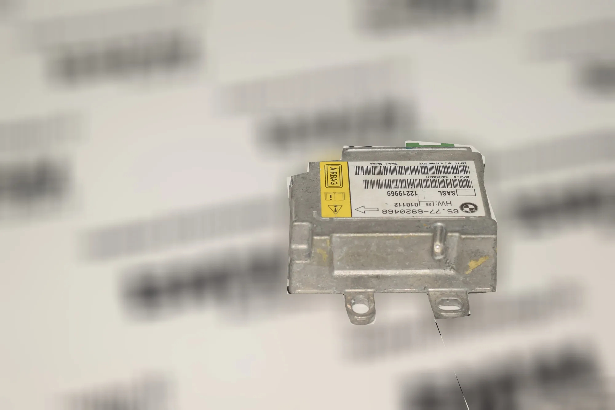 SRS Control Unit – OEM 6920468 · BMW 7 (E65, E66, E67) BMW 7 (E65, E66, E67) 745 i, Li 2003 – 2