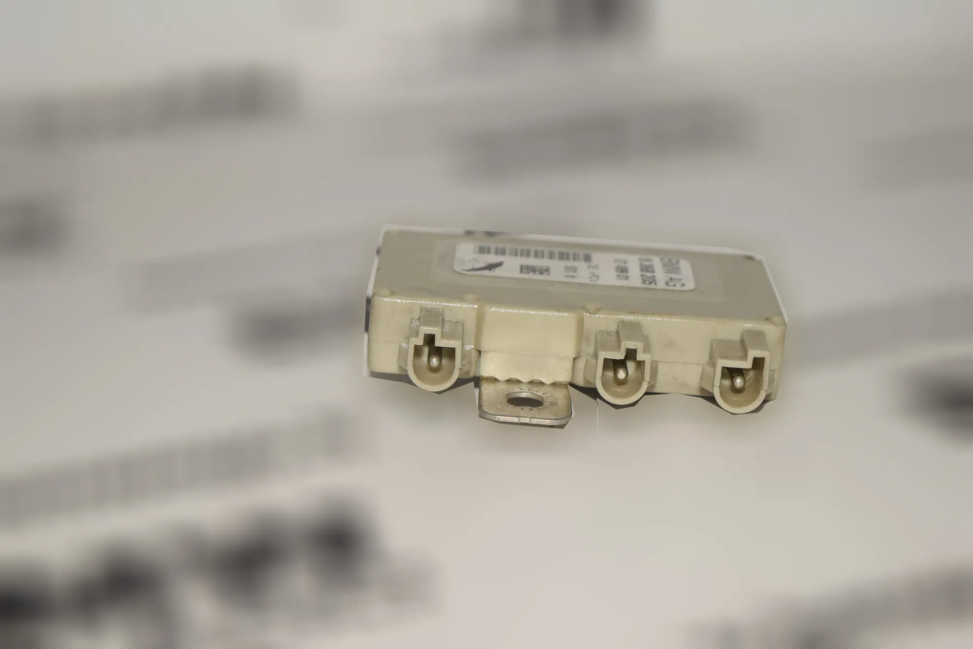 Antenna Amplifier – OEM 8368205 · BMW 7 (E65, E66, E67) BMW 7 (E65, E66, E67) 745 i, Li 2003 – 2