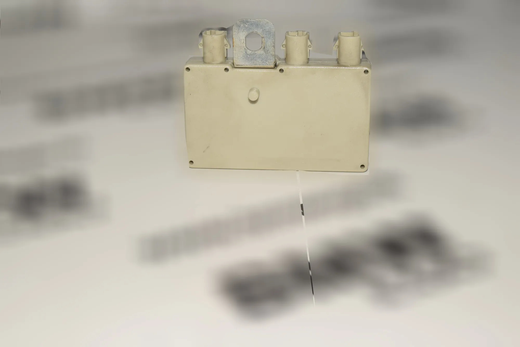 Antenna Amplifier – OEM 8368205 · BMW 7 (E65, E66, E67) BMW 7 (E65, E66, E67) 745 i, Li 2003 – 4