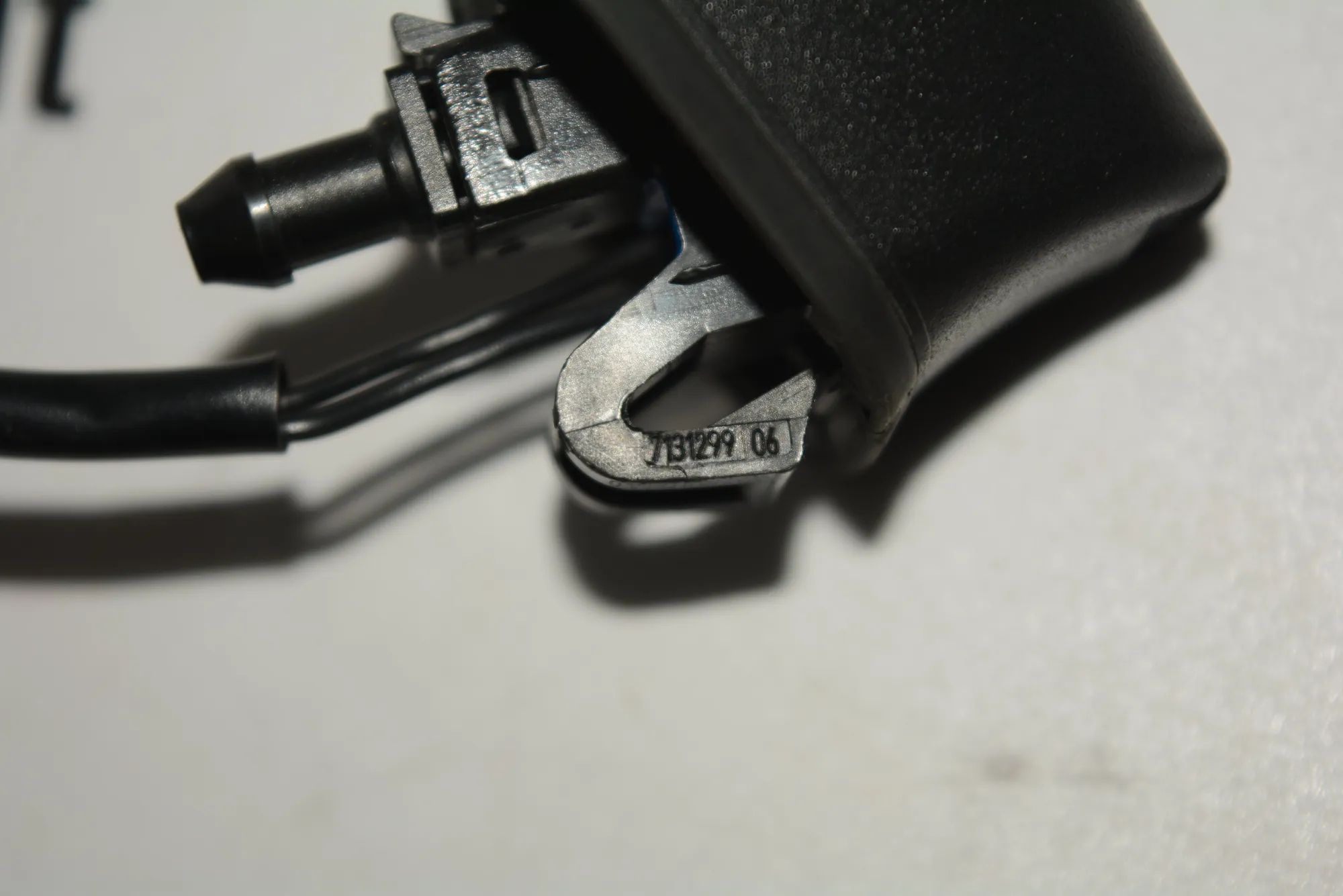 Other Control Units – OEM 7131299 · BMW 3 (E90) BMW 3 (E90) 2006 – 3