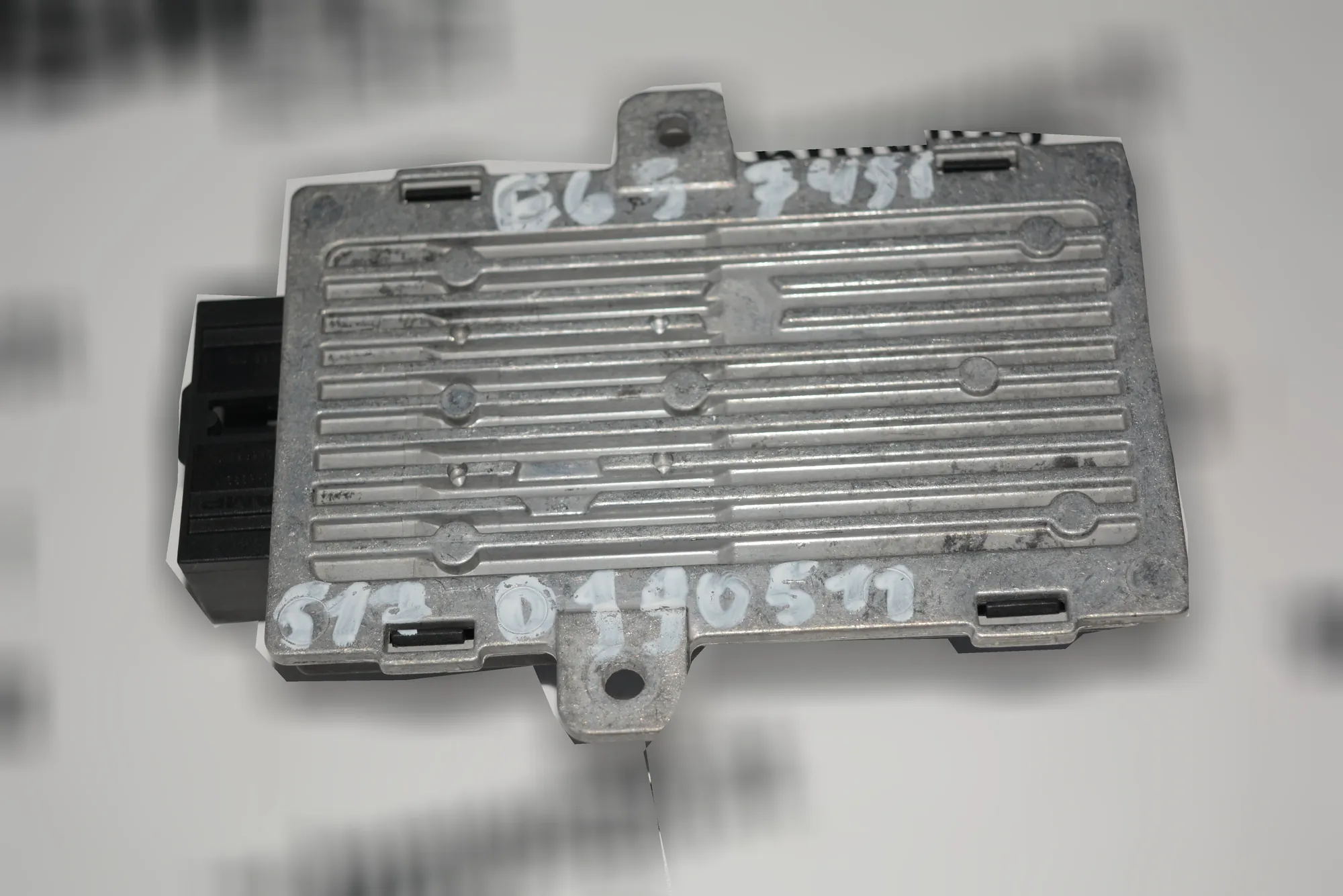 Other Control Units – OEM 6760111 · BMW 7 (E65, E66, E67) BMW 7 (E65, E66, E67) 2002 – 4