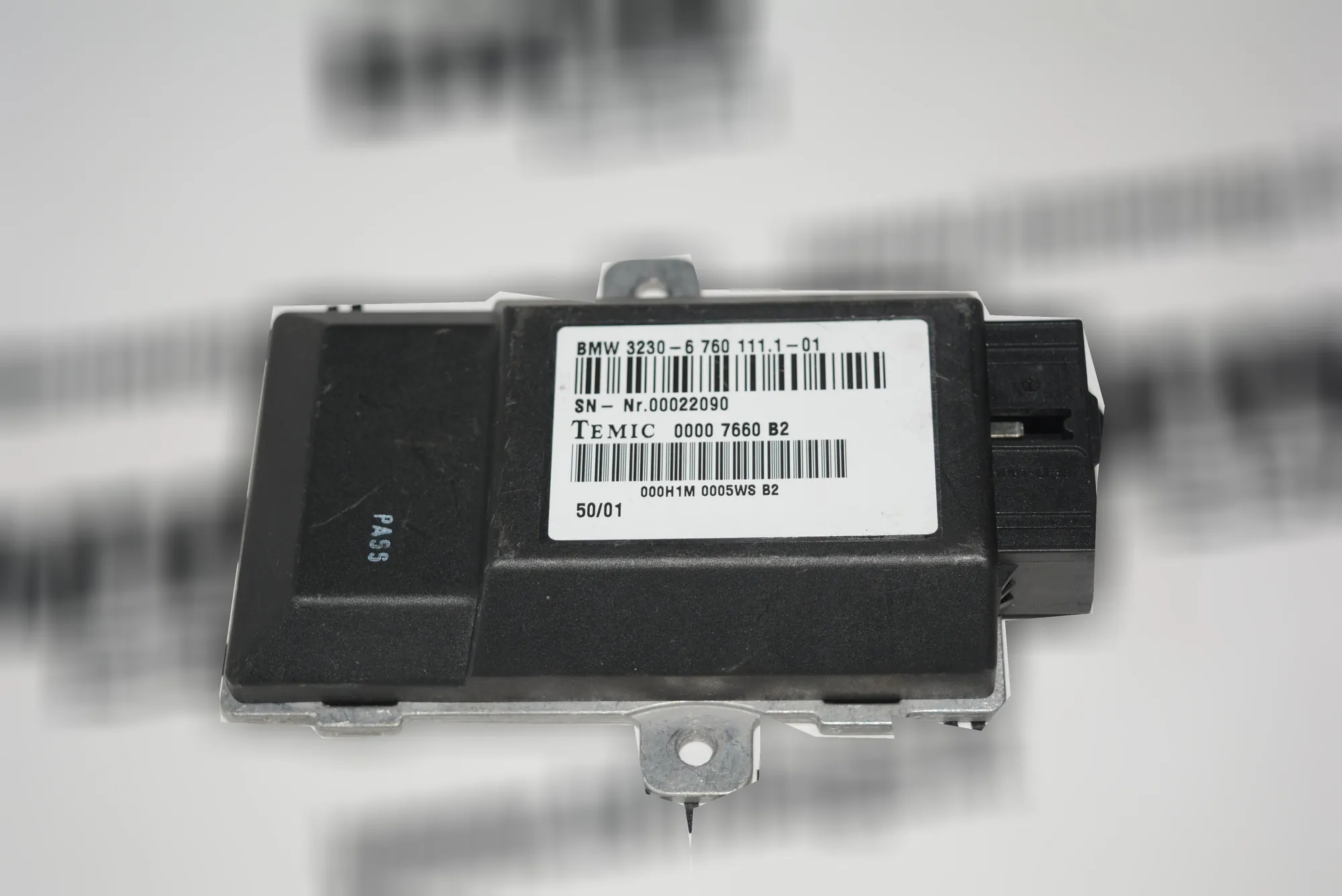 Other Control Units – OEM 6760111 · BMW 7 (E65, E66, E67) BMW 7 (E65, E66, E67) 2002