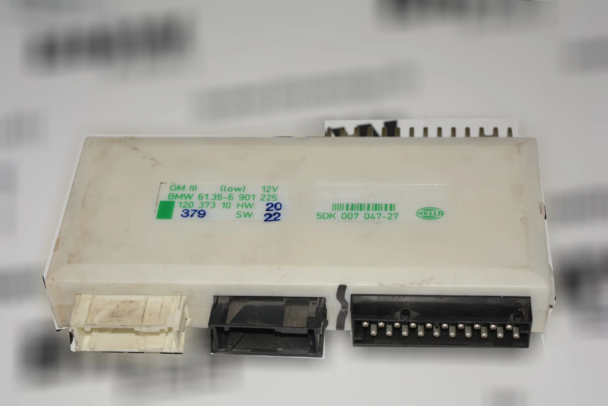 Comfort Control Unit – OEM 6901225 · BMW 5 (E39) BMW 5 (E39) 540 i 2001