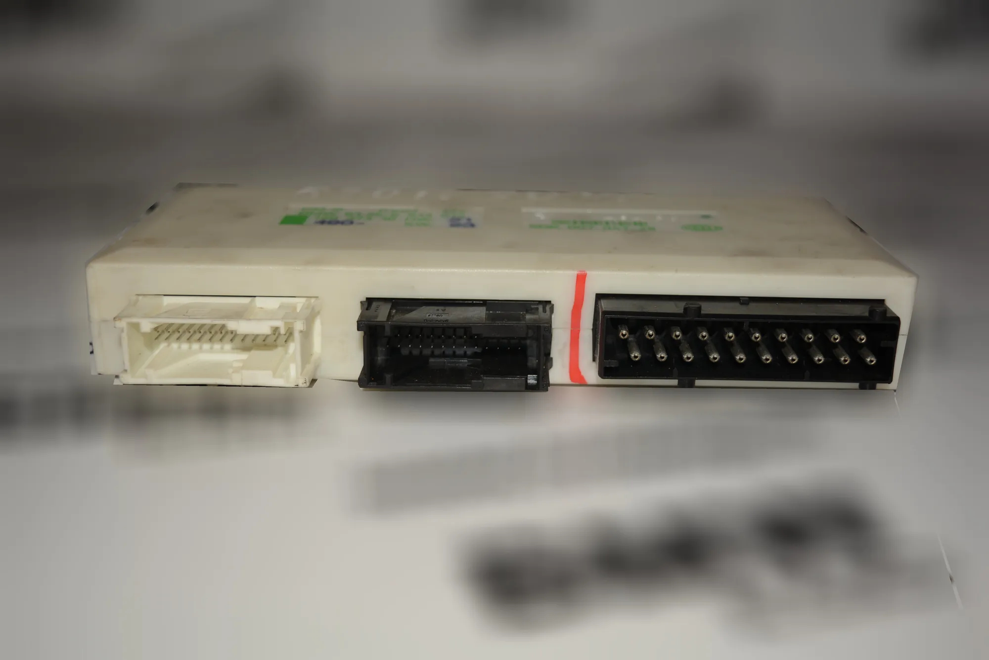 Comfort Control Unit – OEM 6913519 · BMW 5 (E39) BMW 5 (E39) 520 i 2001 – 3