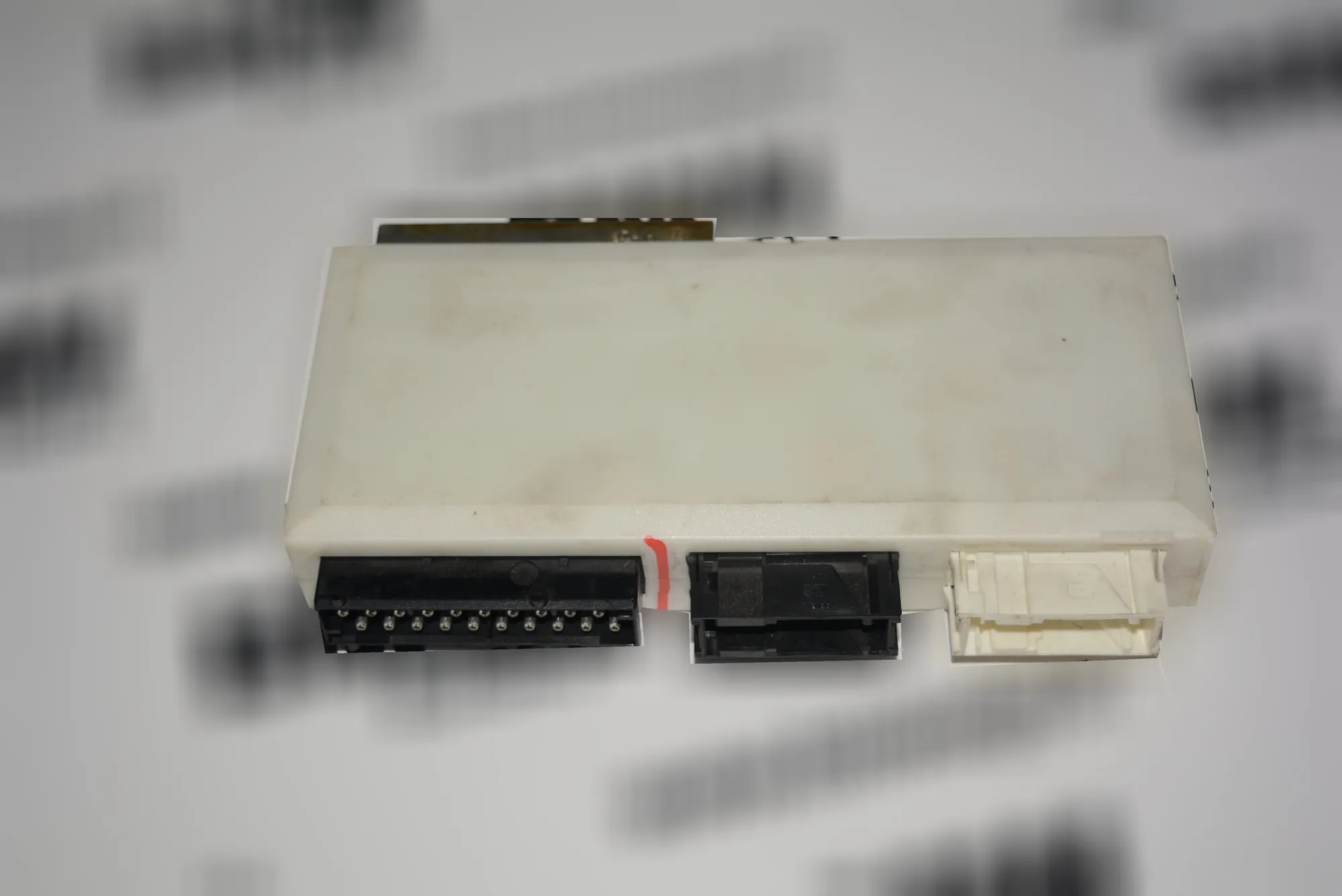 Comfort Control Unit – OEM 6913519 · BMW 5 (E39) BMW 5 (E39) 520 i 2001 – 2