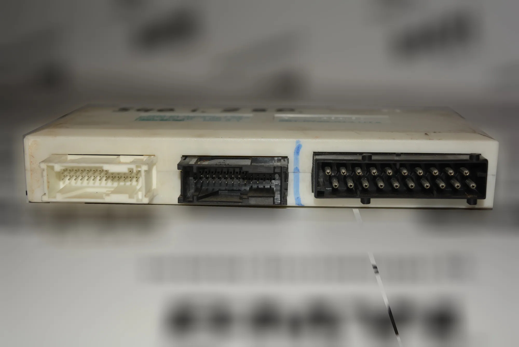 Comfort Control Unit – OEM 8381963 · BMW 5 (E39) BMW 5 (E39) 540 i 2000 – 3